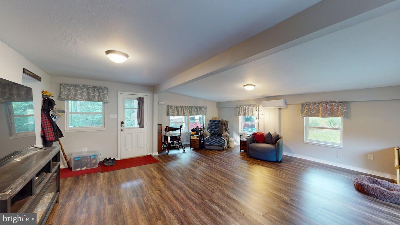 FORT ASHBY - Residential