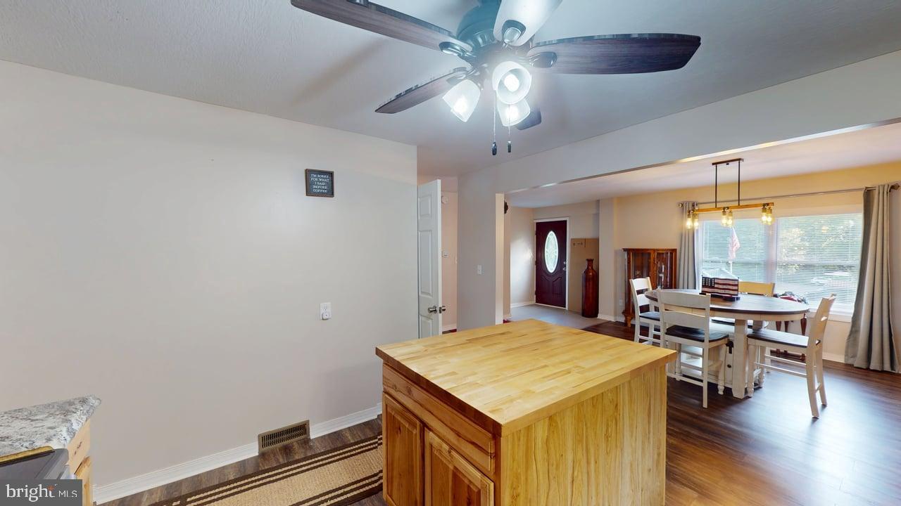 FORT ASHBY - Residential