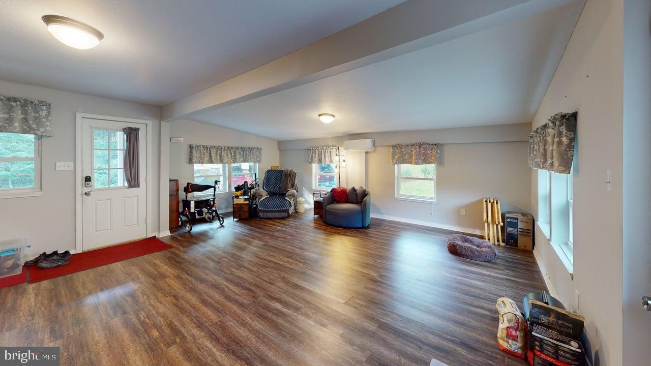 FORT ASHBY - Residential