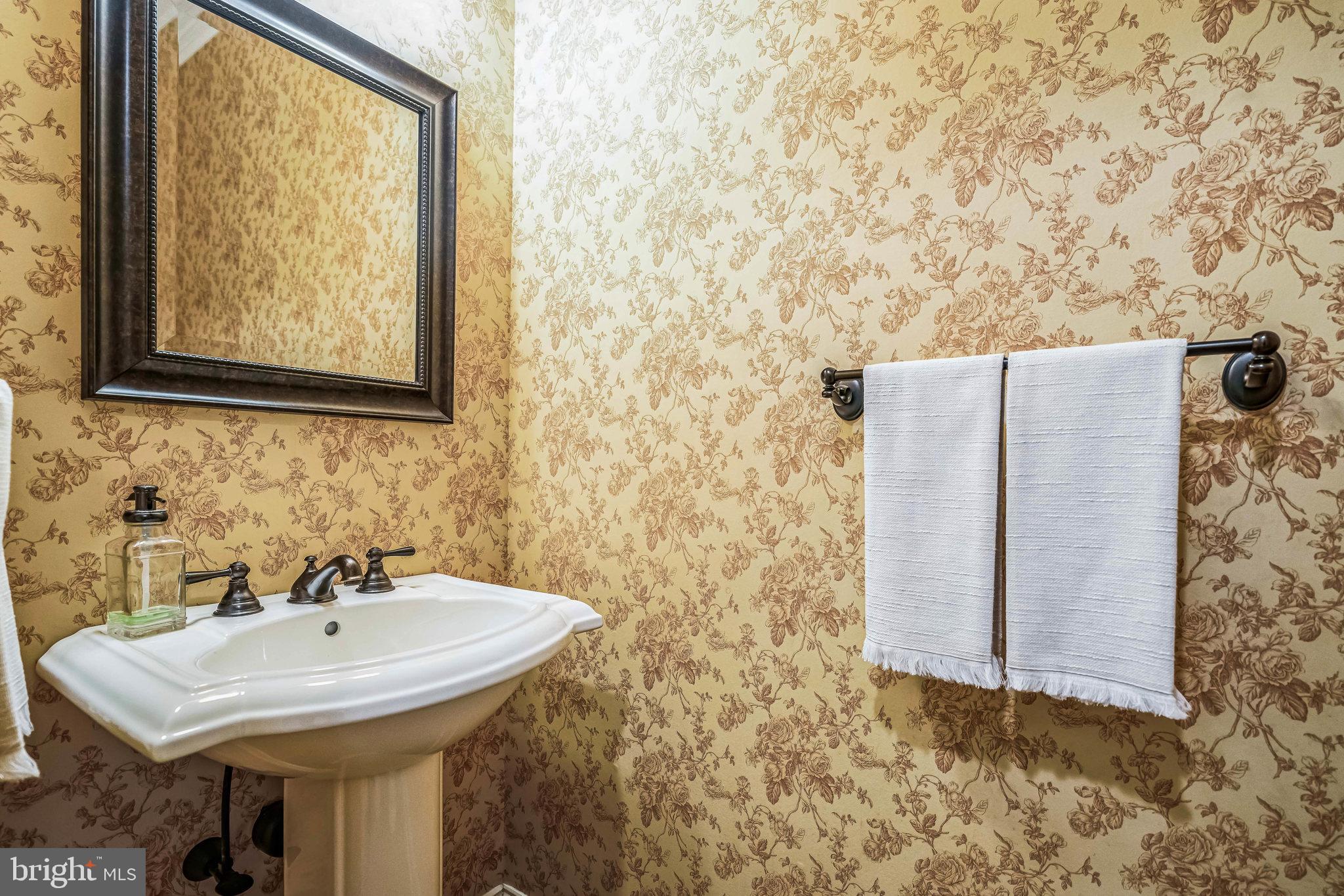 MAPLEWOOD - Residential