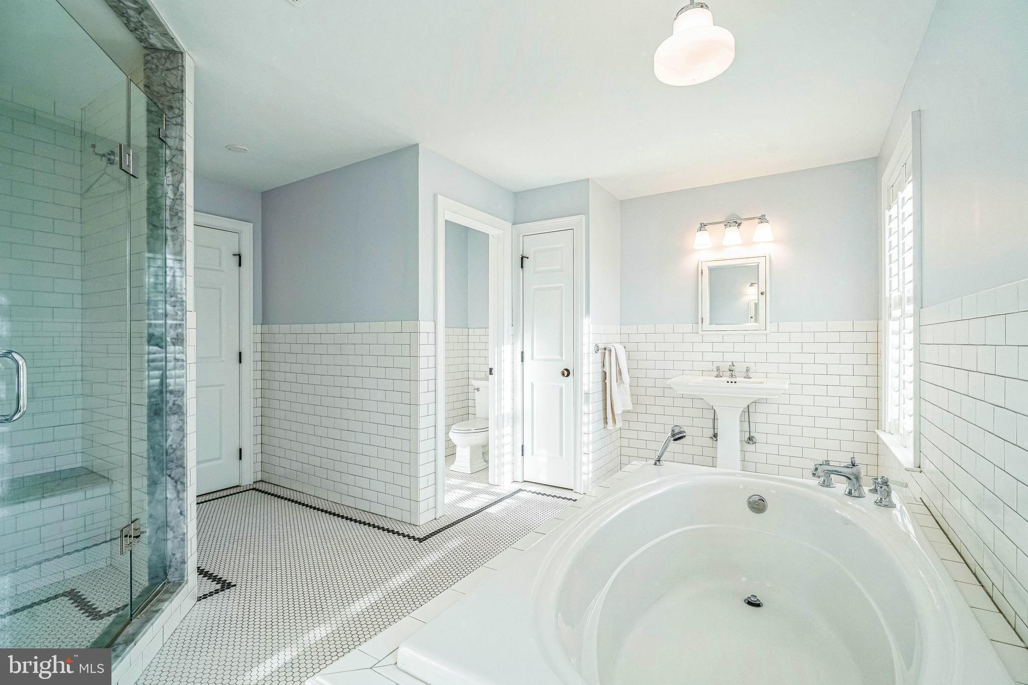 MAPLEWOOD - Residential