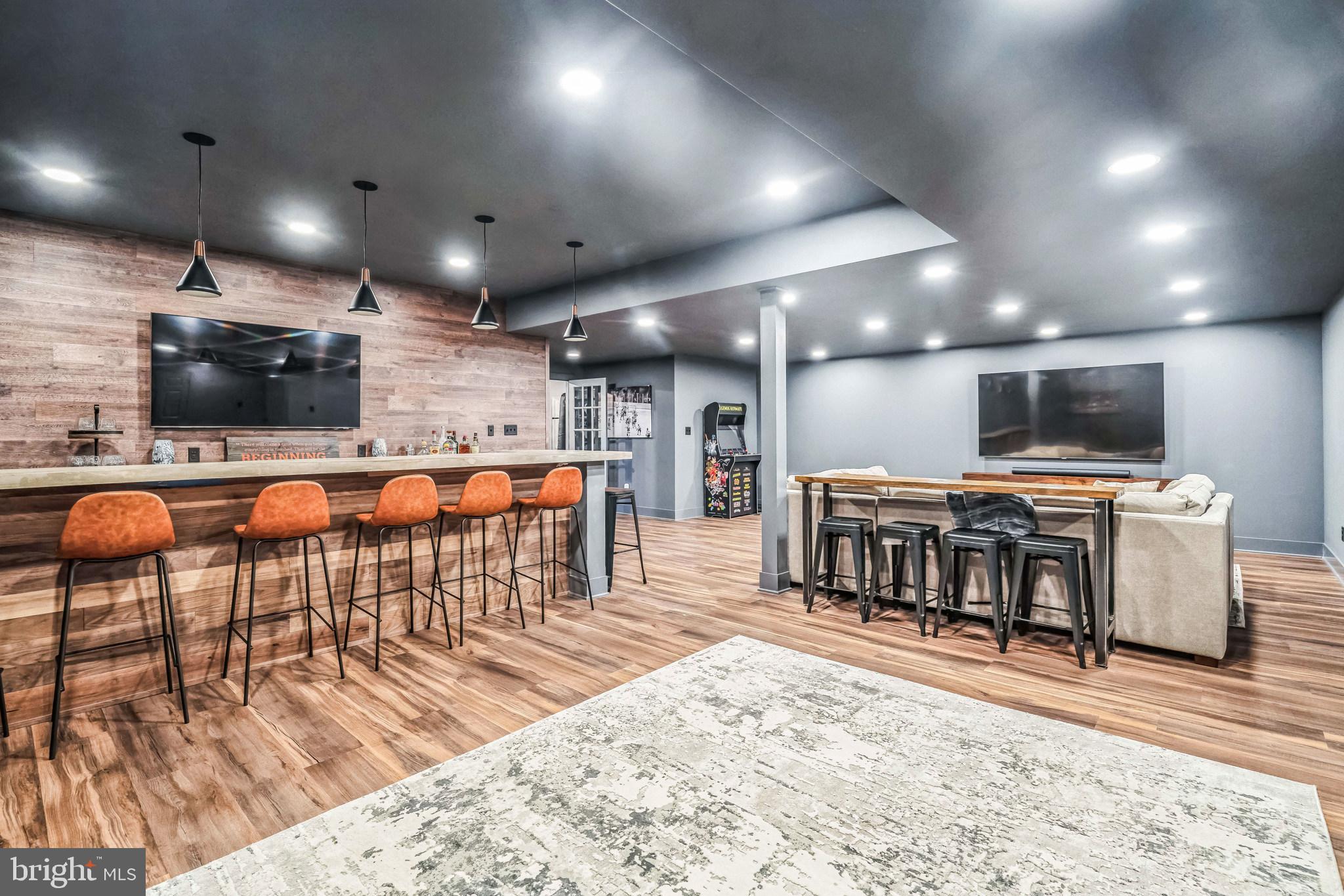 MAPLEWOOD - Residential