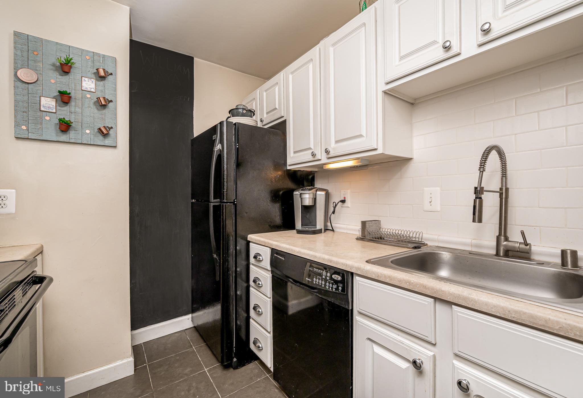 ADMIRAL TERRY - Residential