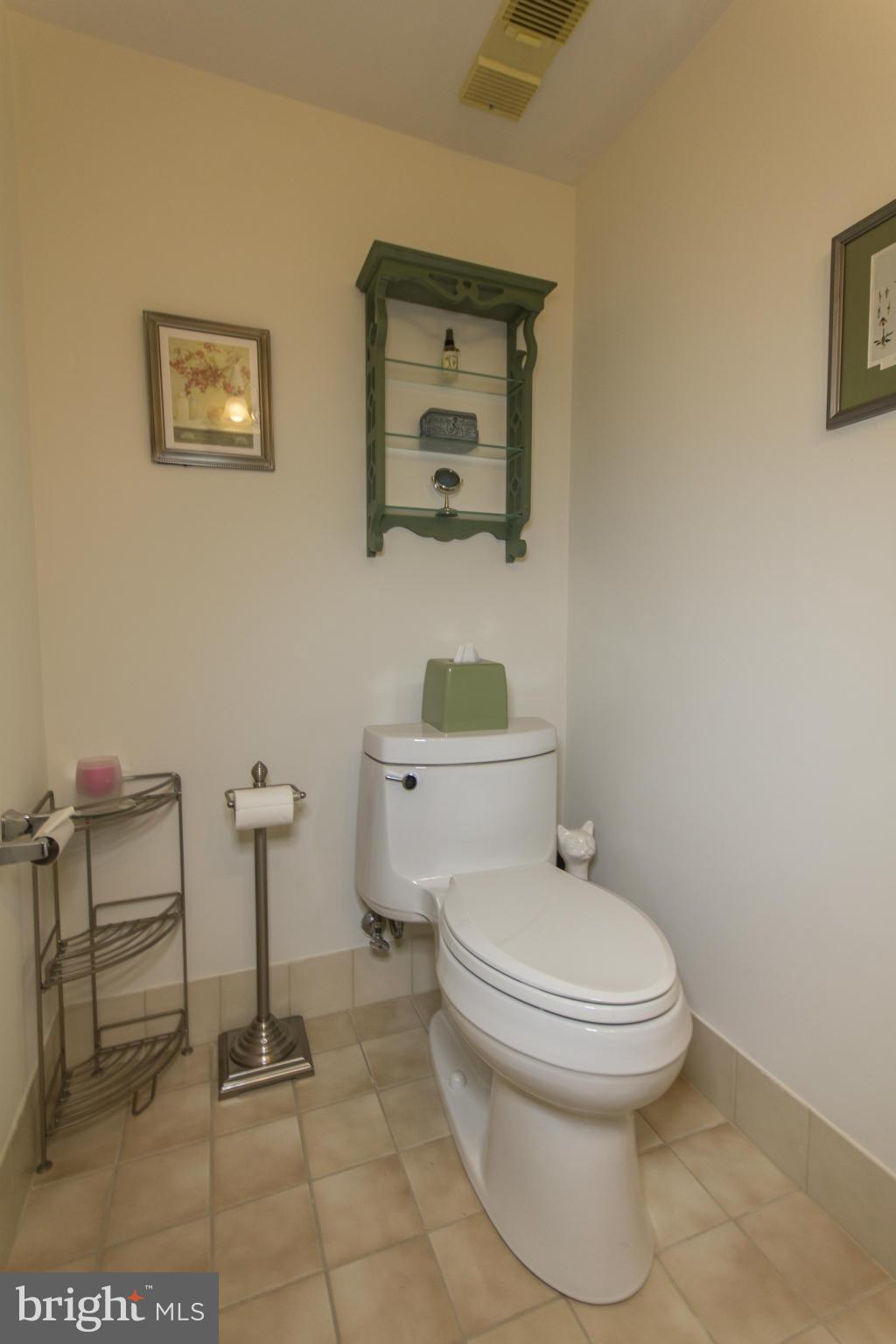 ENCORE OF MCLEAN - Residential