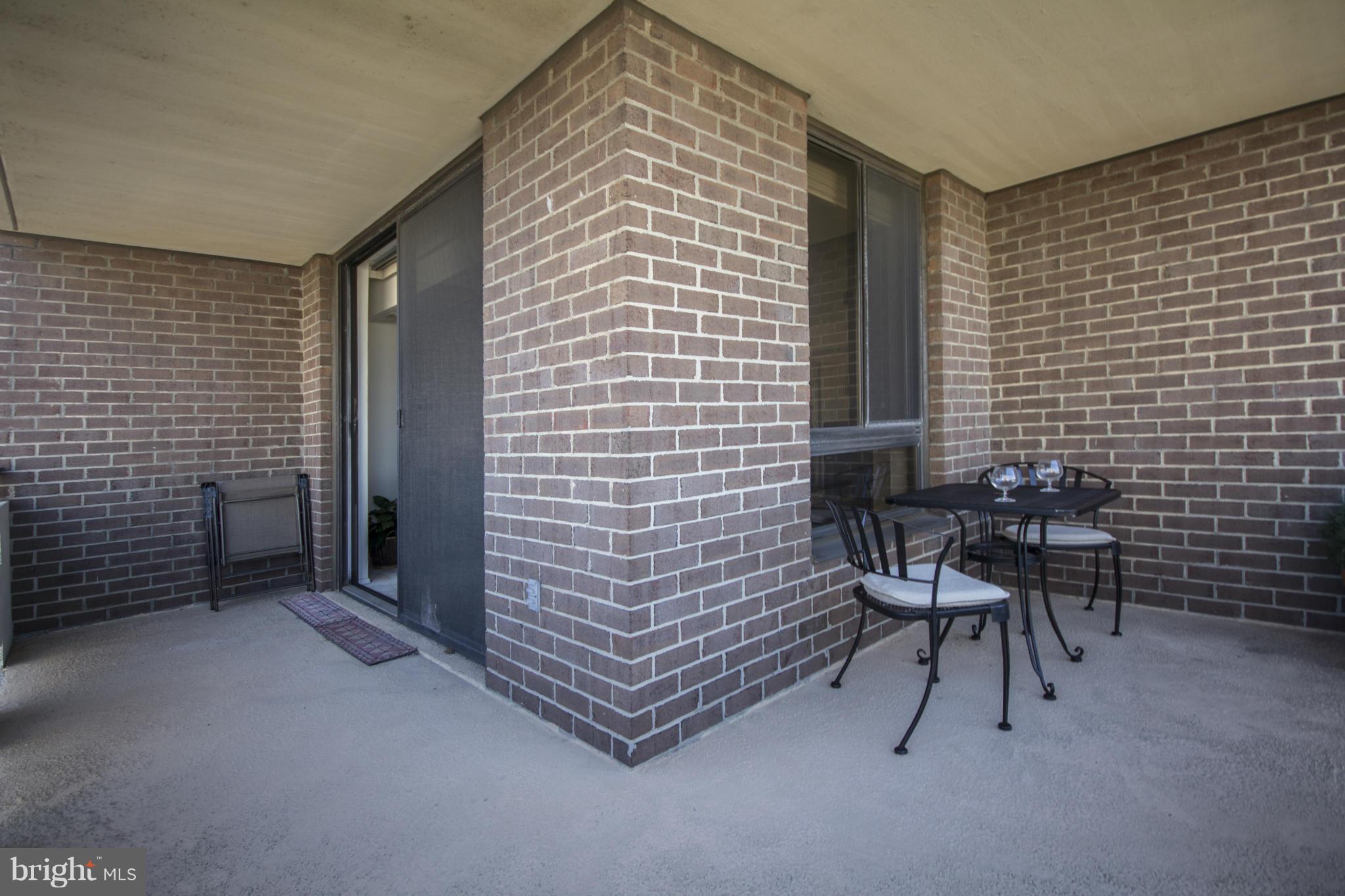 ENCORE OF MCLEAN - Residential