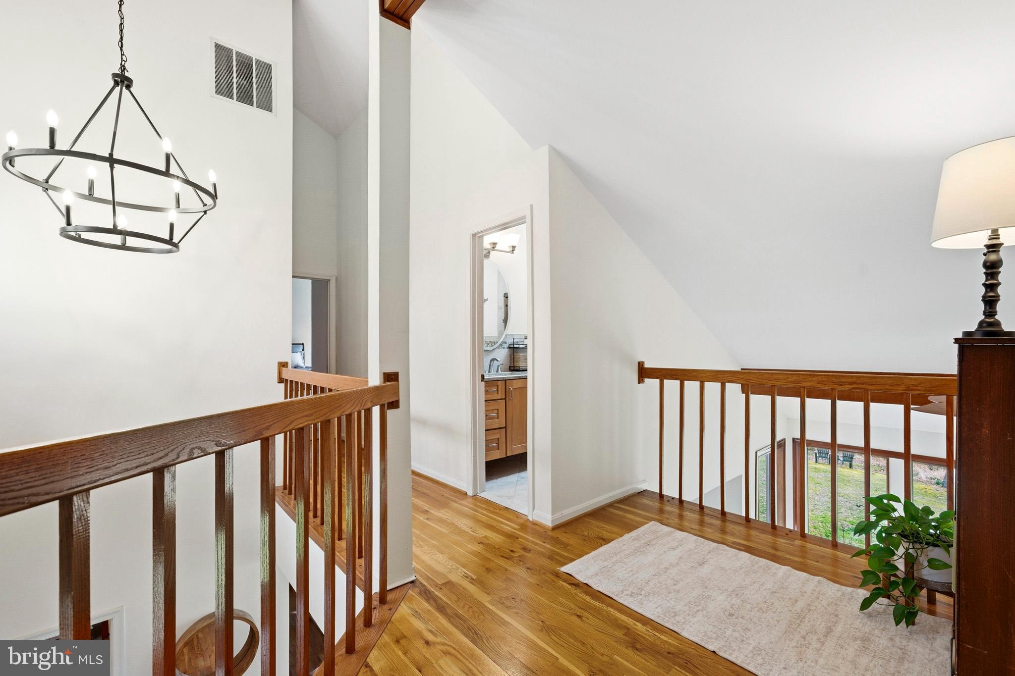 ST LEONARD SHORES - Residential