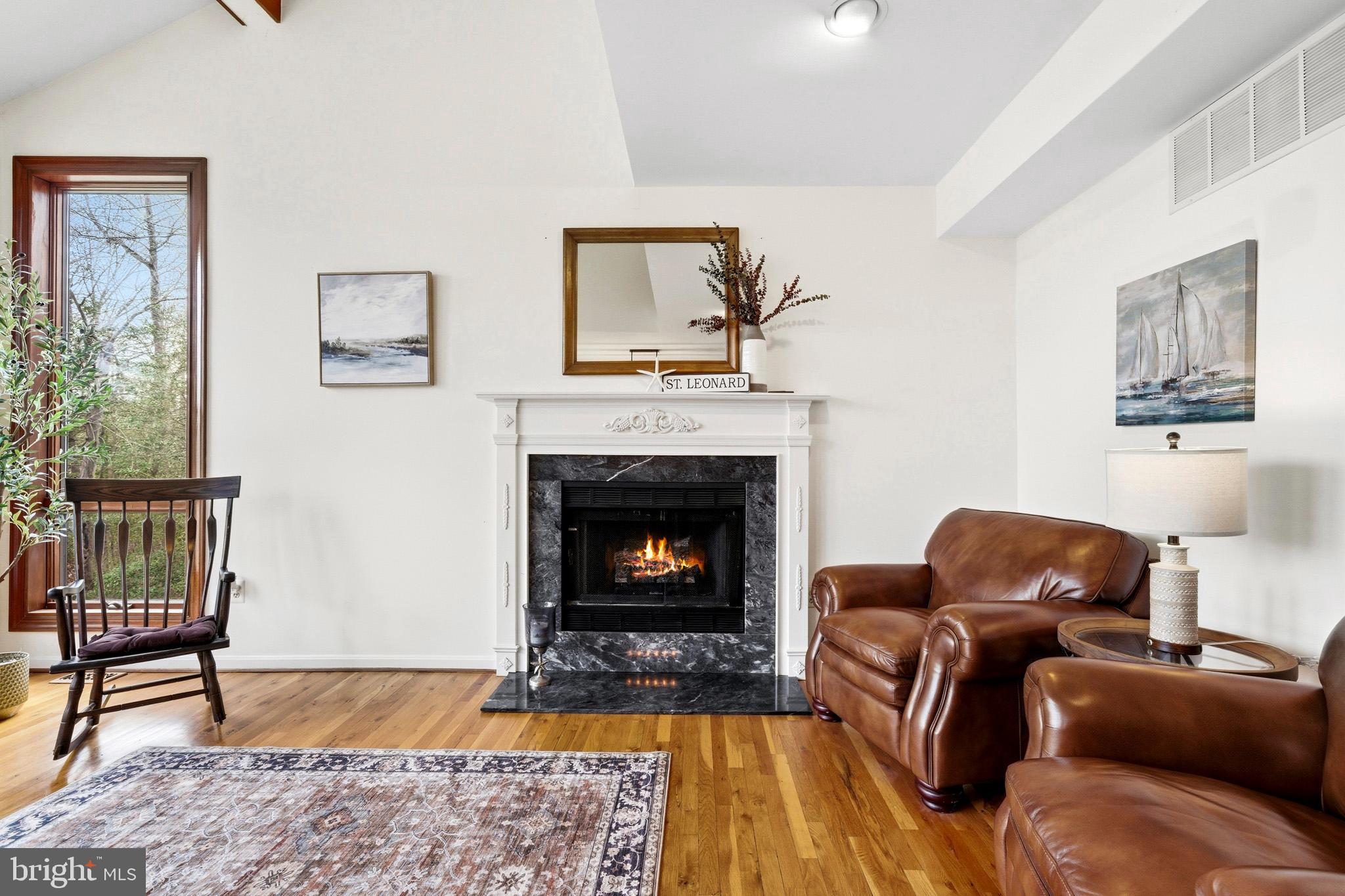 ST LEONARD SHORES - Residential