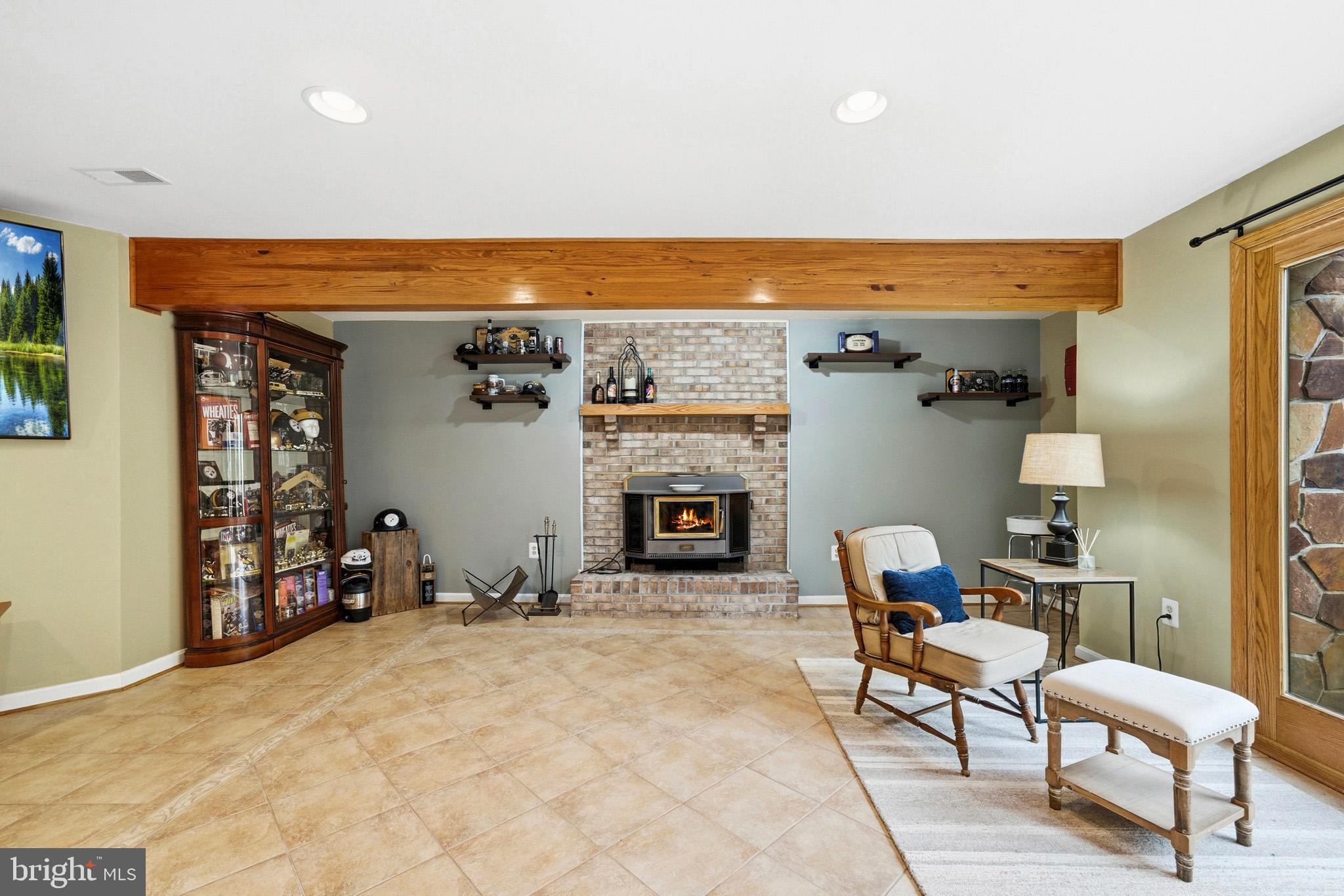 ST LEONARD SHORES - Residential