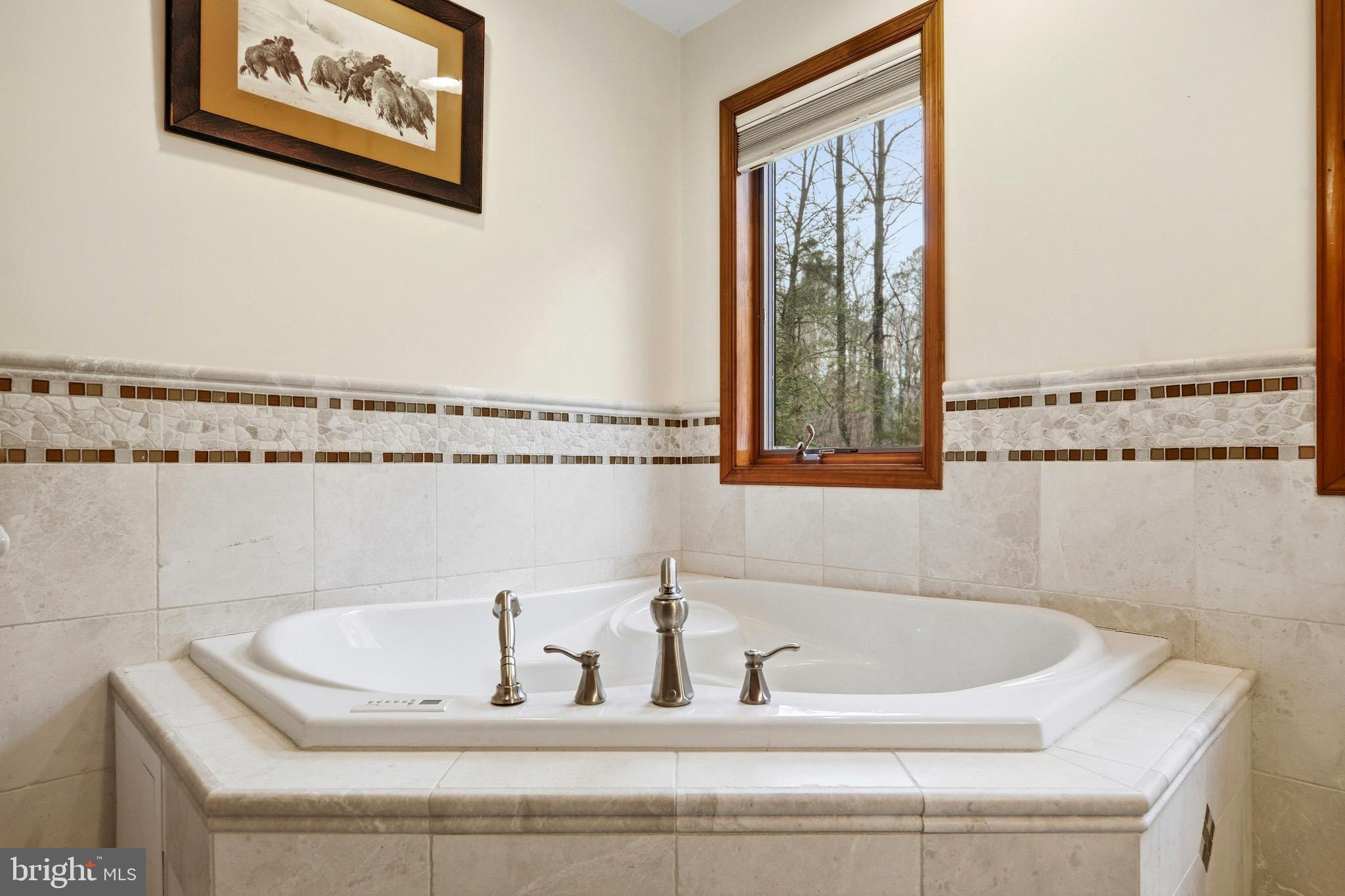 ST LEONARD SHORES - Residential