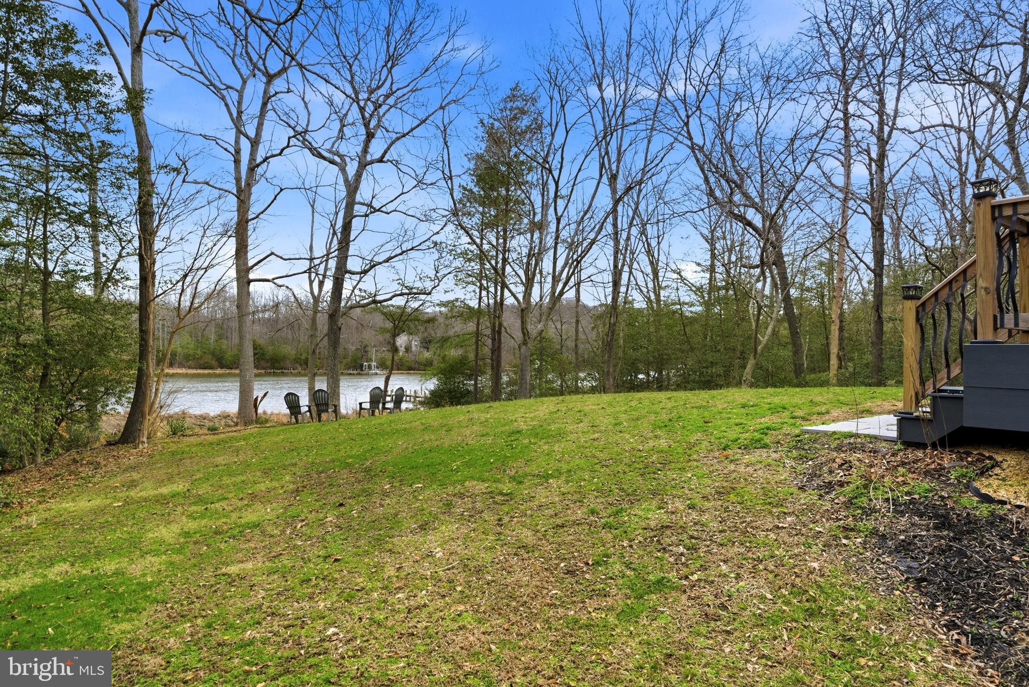 ST LEONARD SHORES - Residential