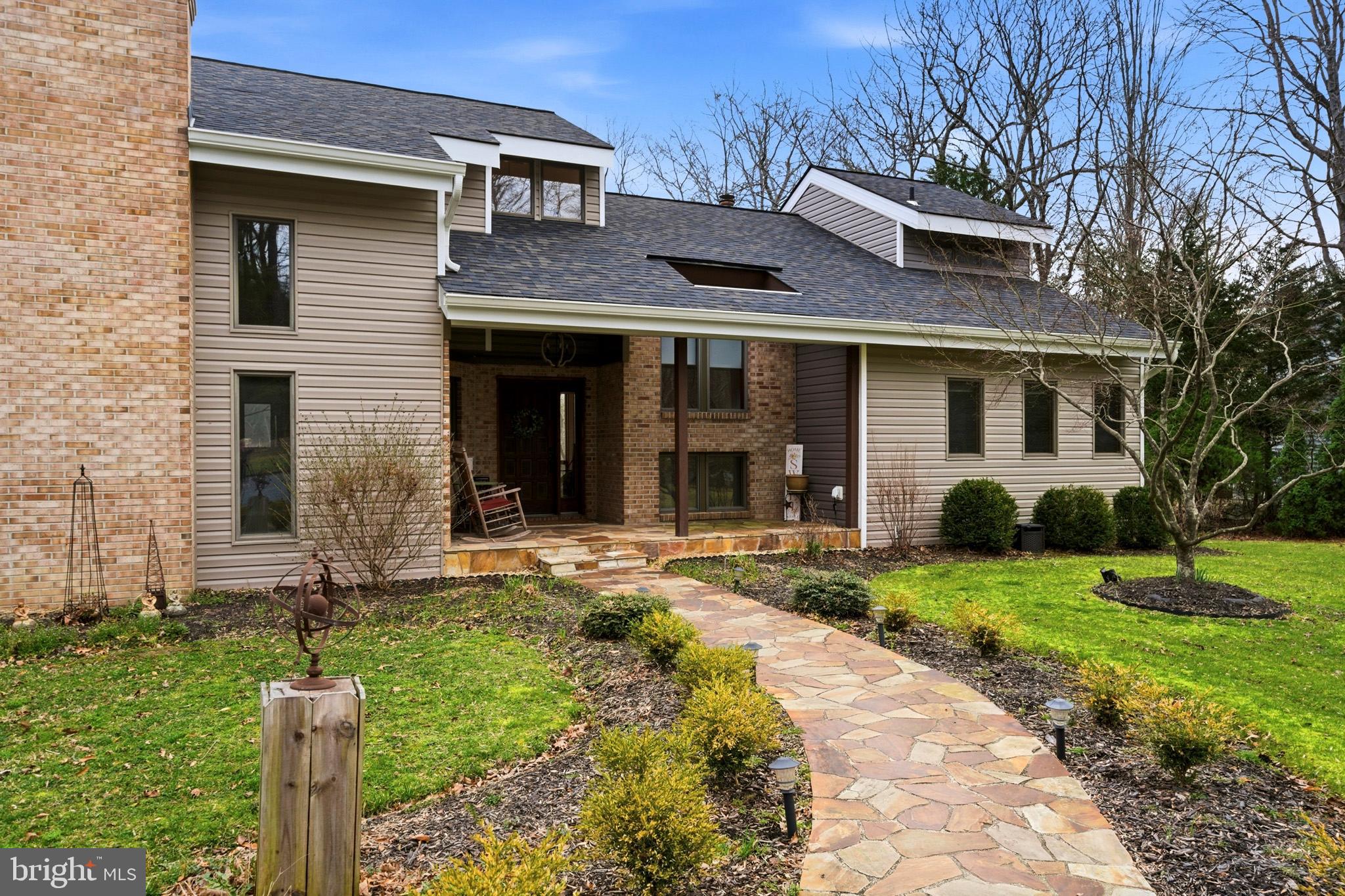 ST LEONARD SHORES - Residential