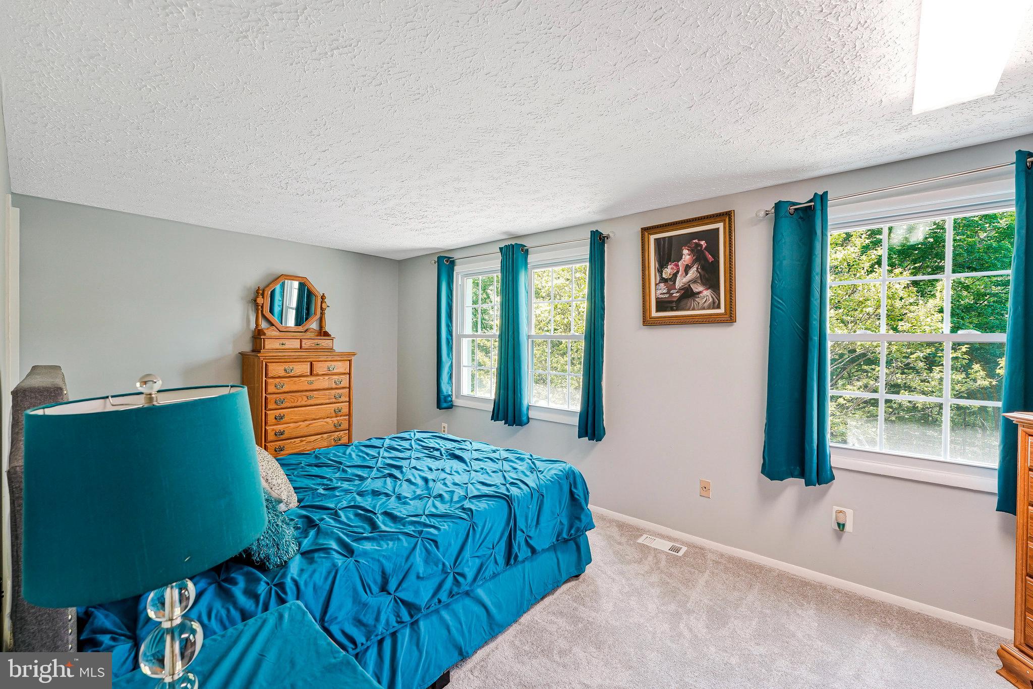 NEWINGTON FOREST - Residential