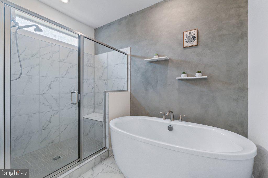 AMBER RIDGE - Residential