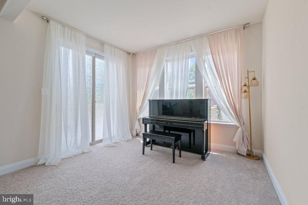 AMBER RIDGE - Residential