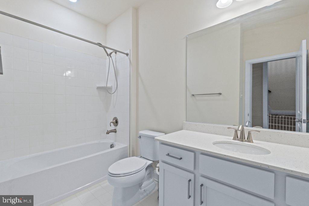 AMBER RIDGE - Residential