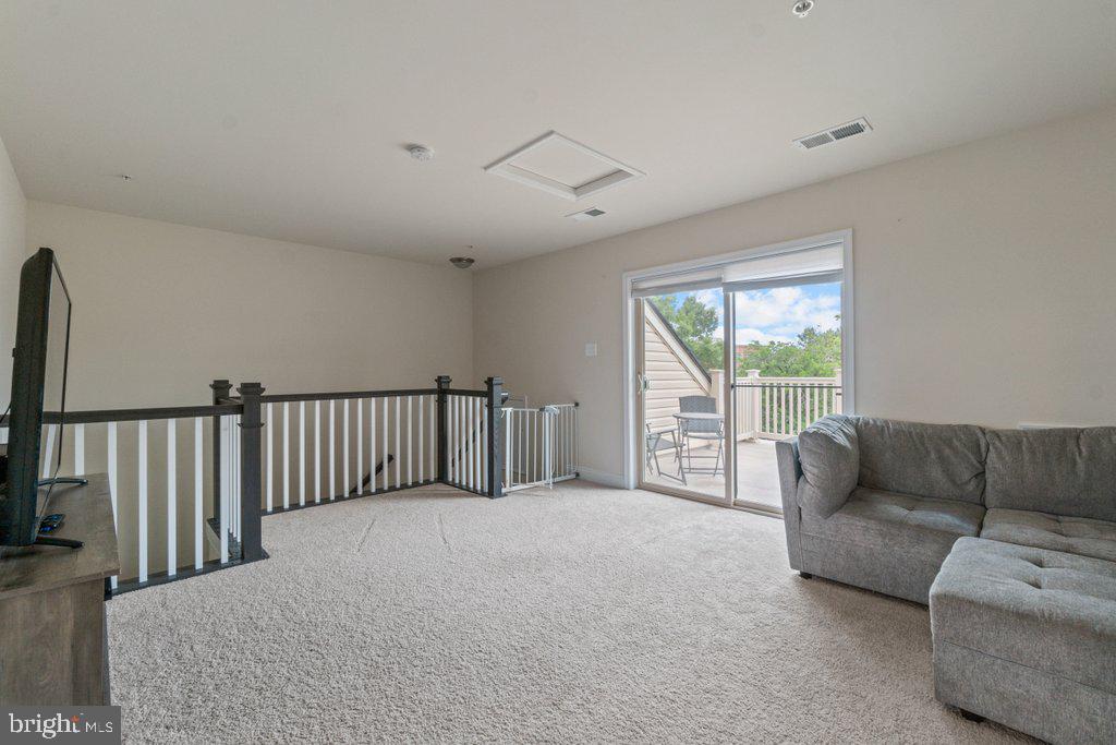 AMBER RIDGE - Residential