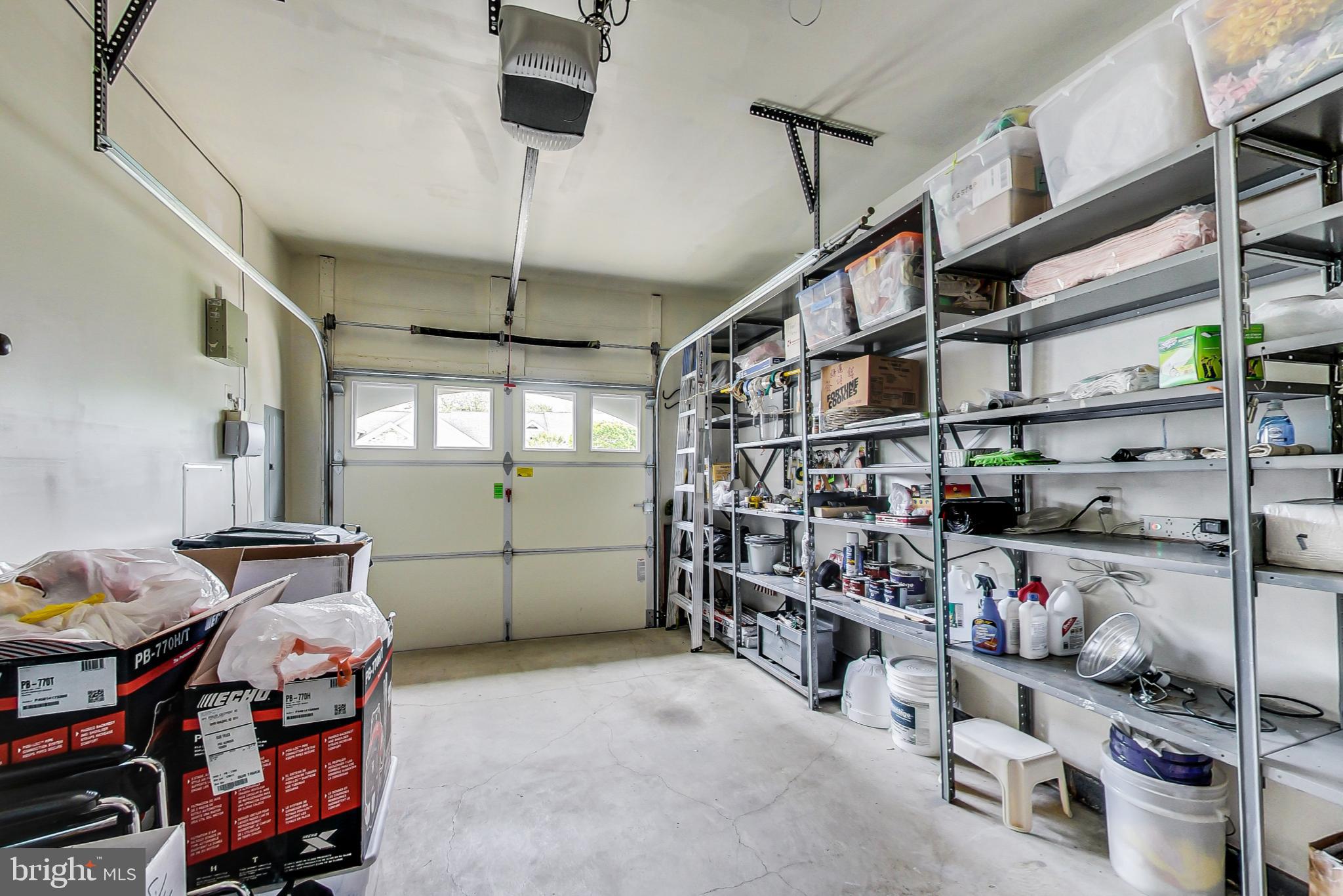 HAWTHORNE GREENE - Residential