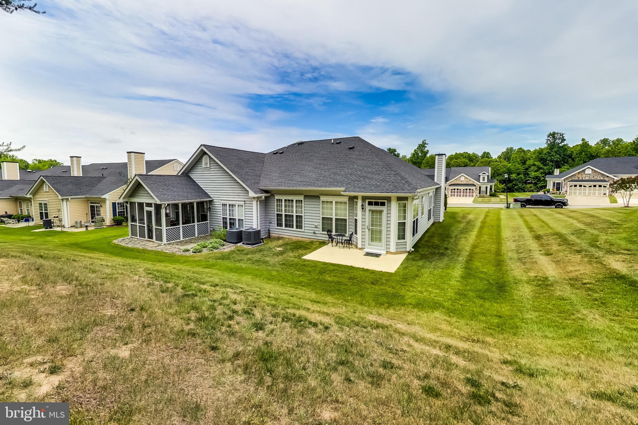 HAWTHORNE GREENE - Residential