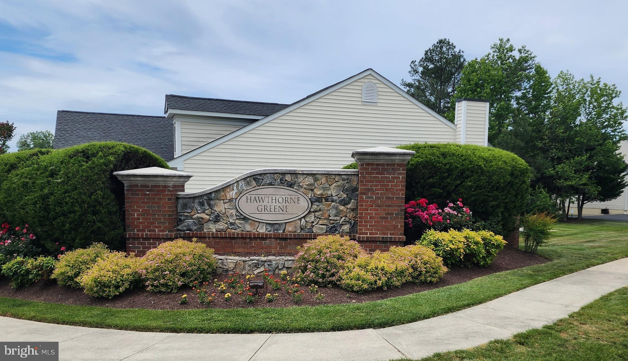 HAWTHORNE GREENE - Residential