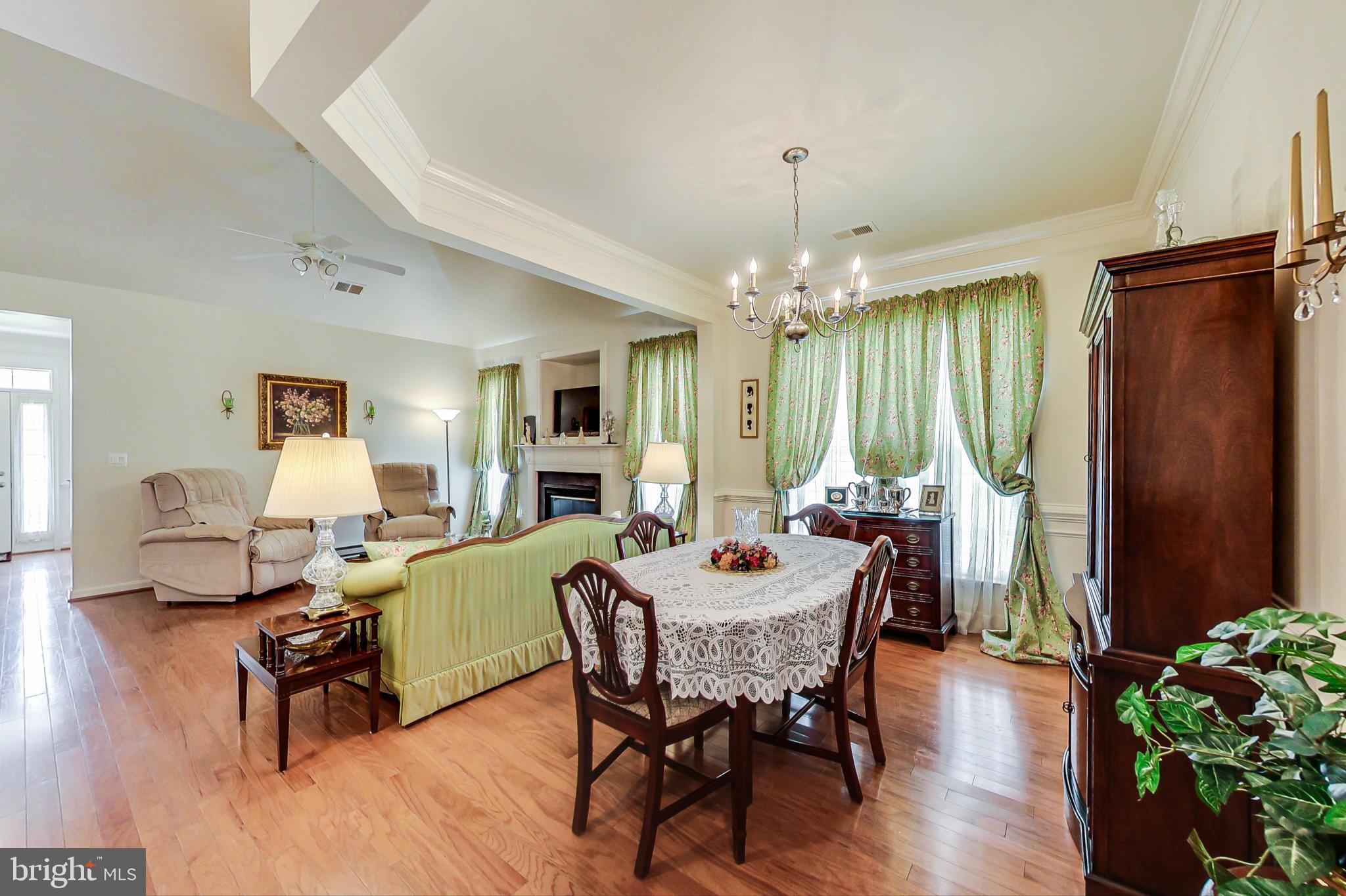 HAWTHORNE GREENE - Residential