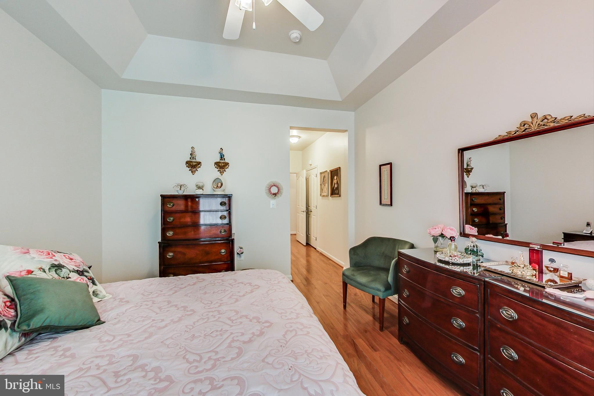 HAWTHORNE GREENE - Residential