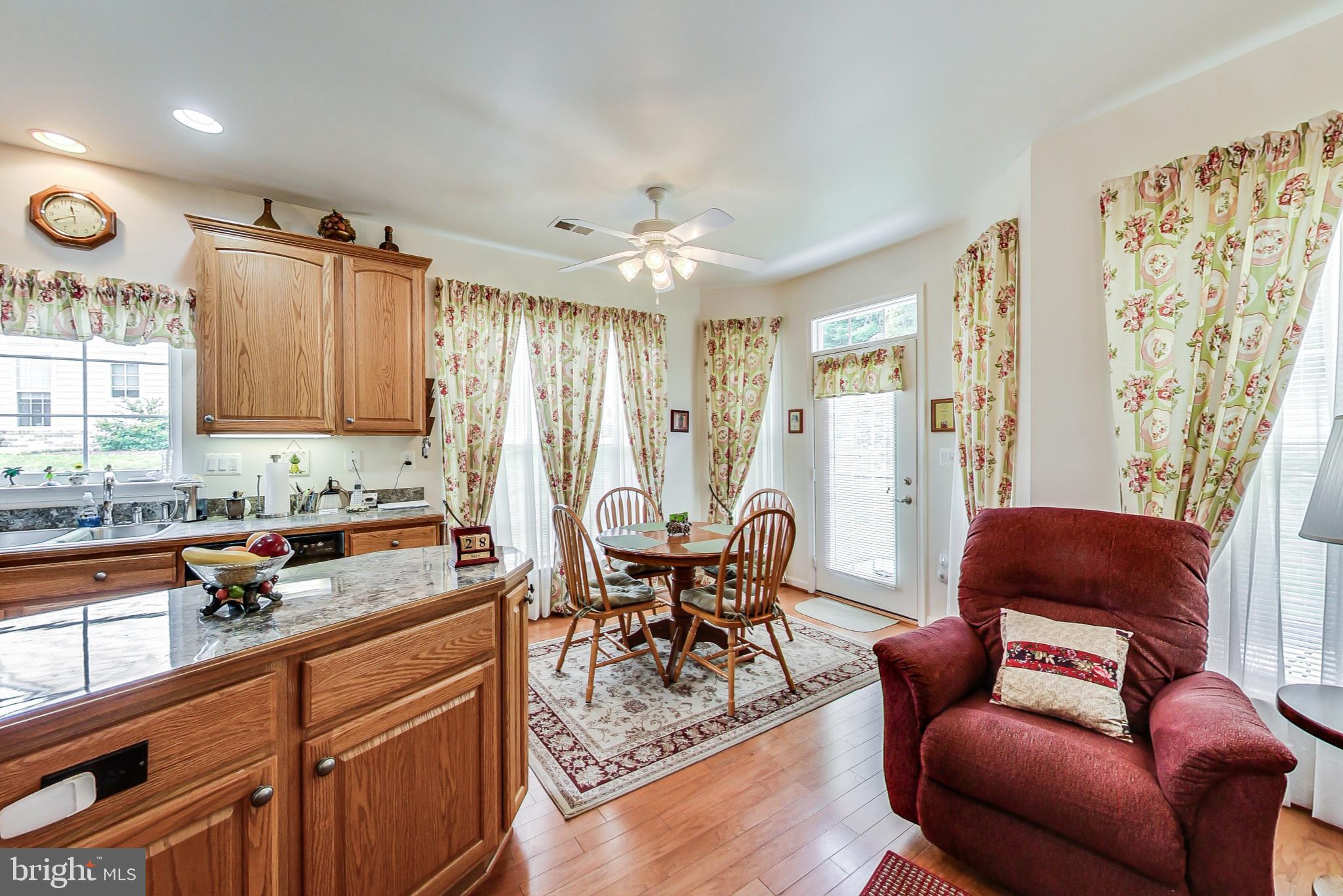 HAWTHORNE GREENE - Residential