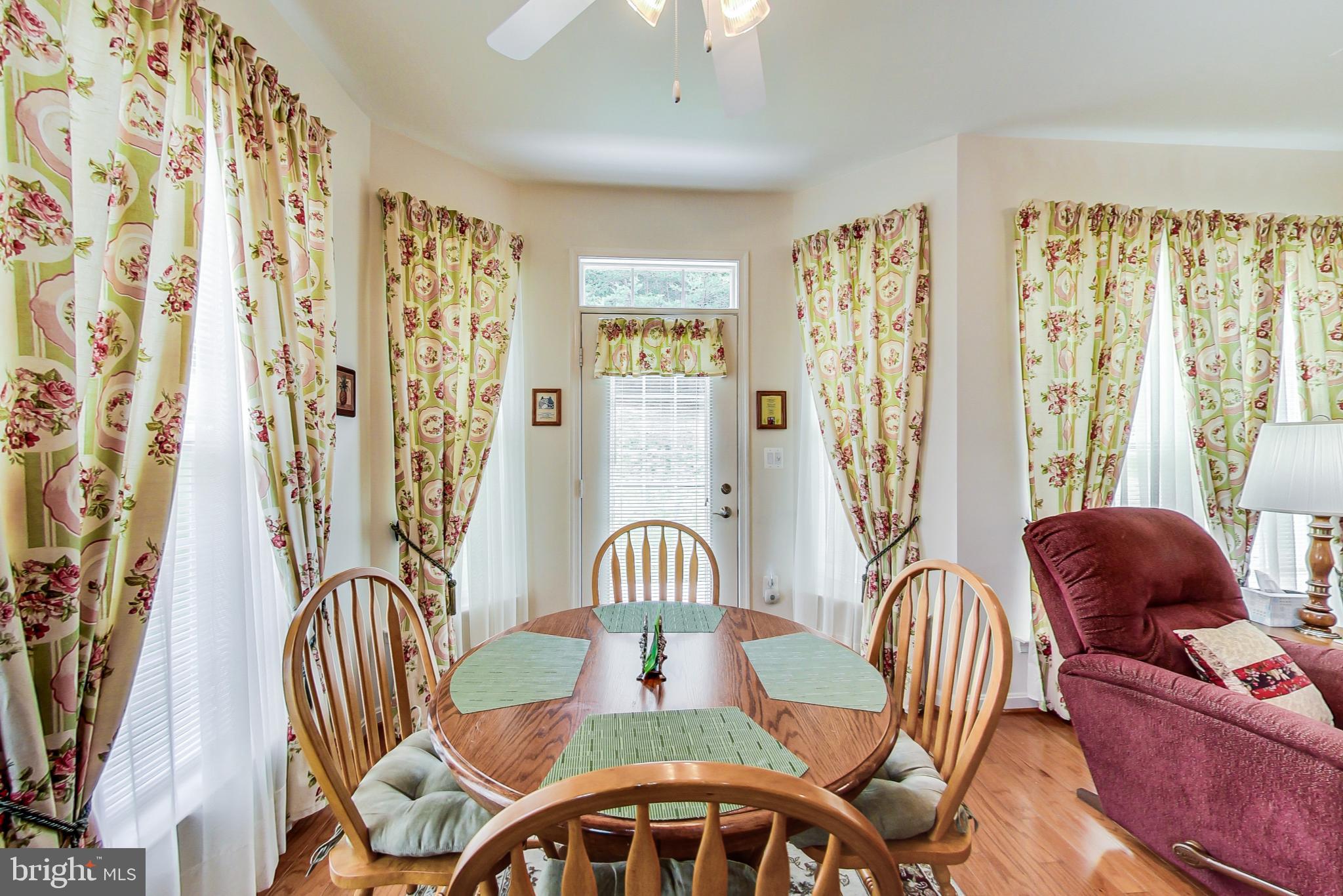 HAWTHORNE GREENE - Residential