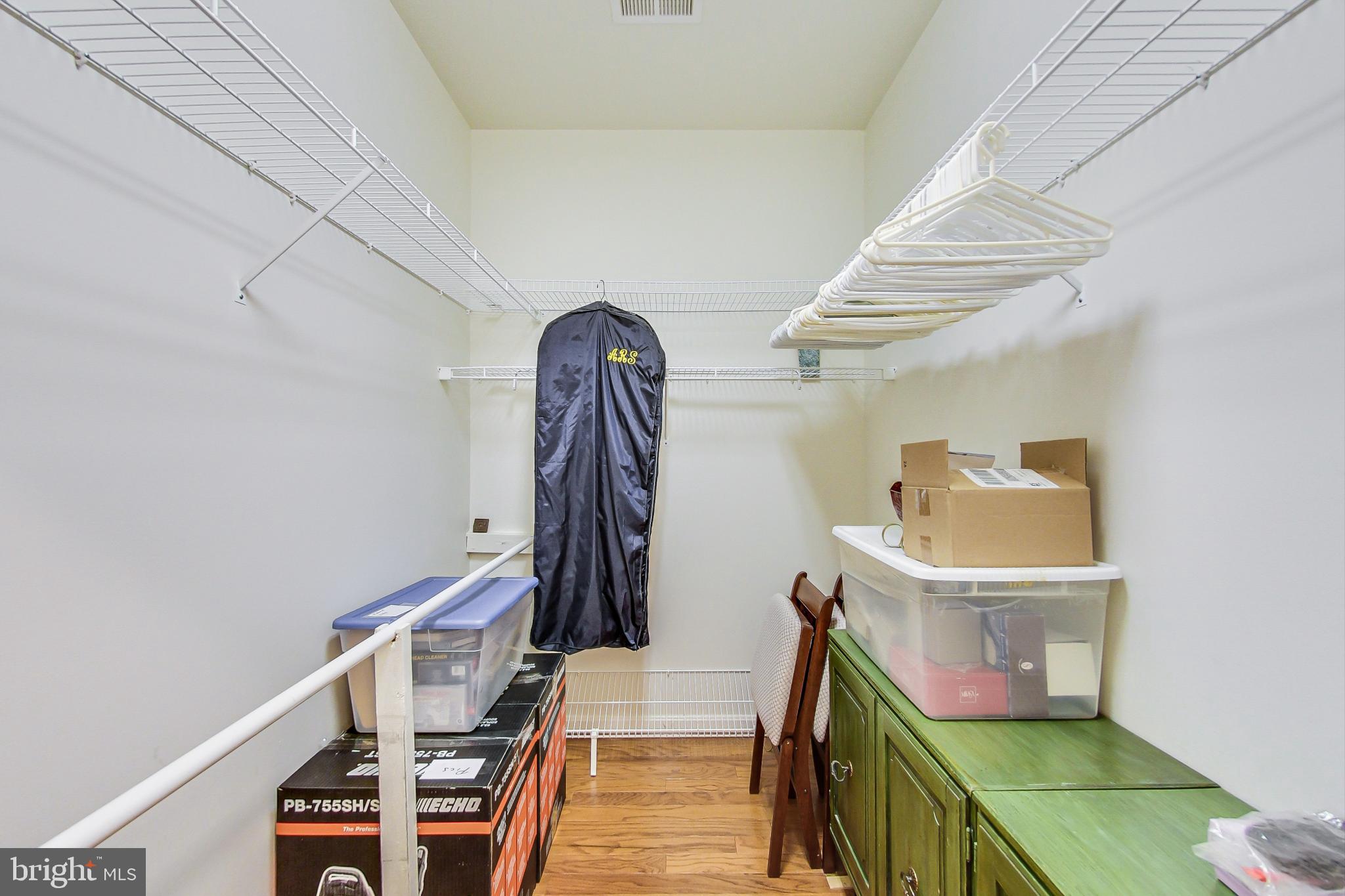 HAWTHORNE GREENE - Residential