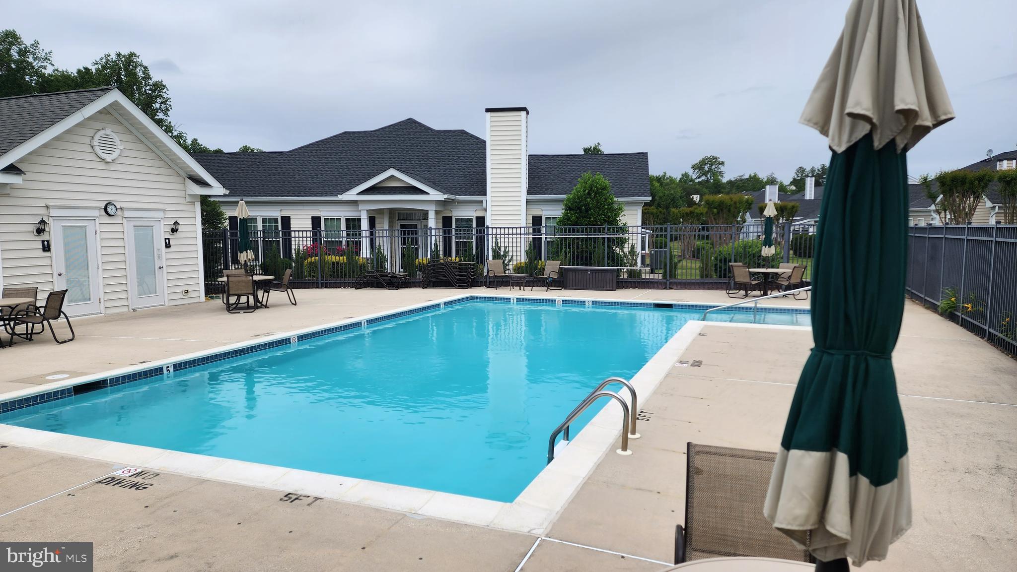 HAWTHORNE GREENE - Residential