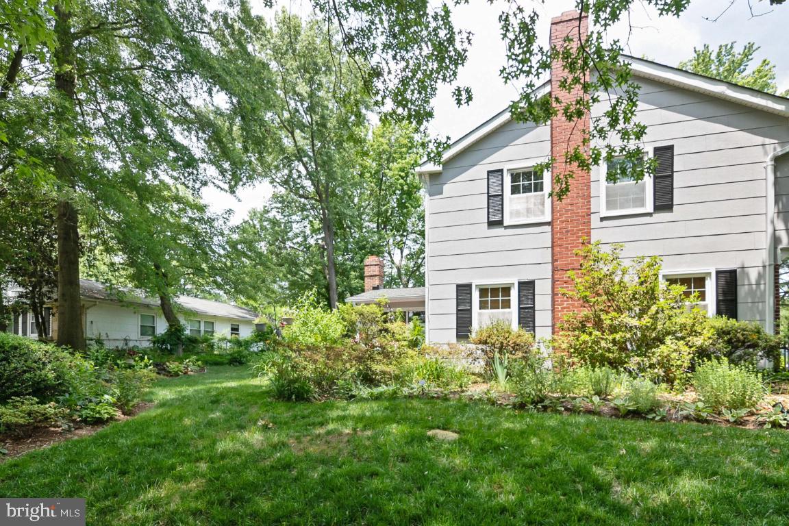 MEADOWBROOK AT BELAIR - Residential