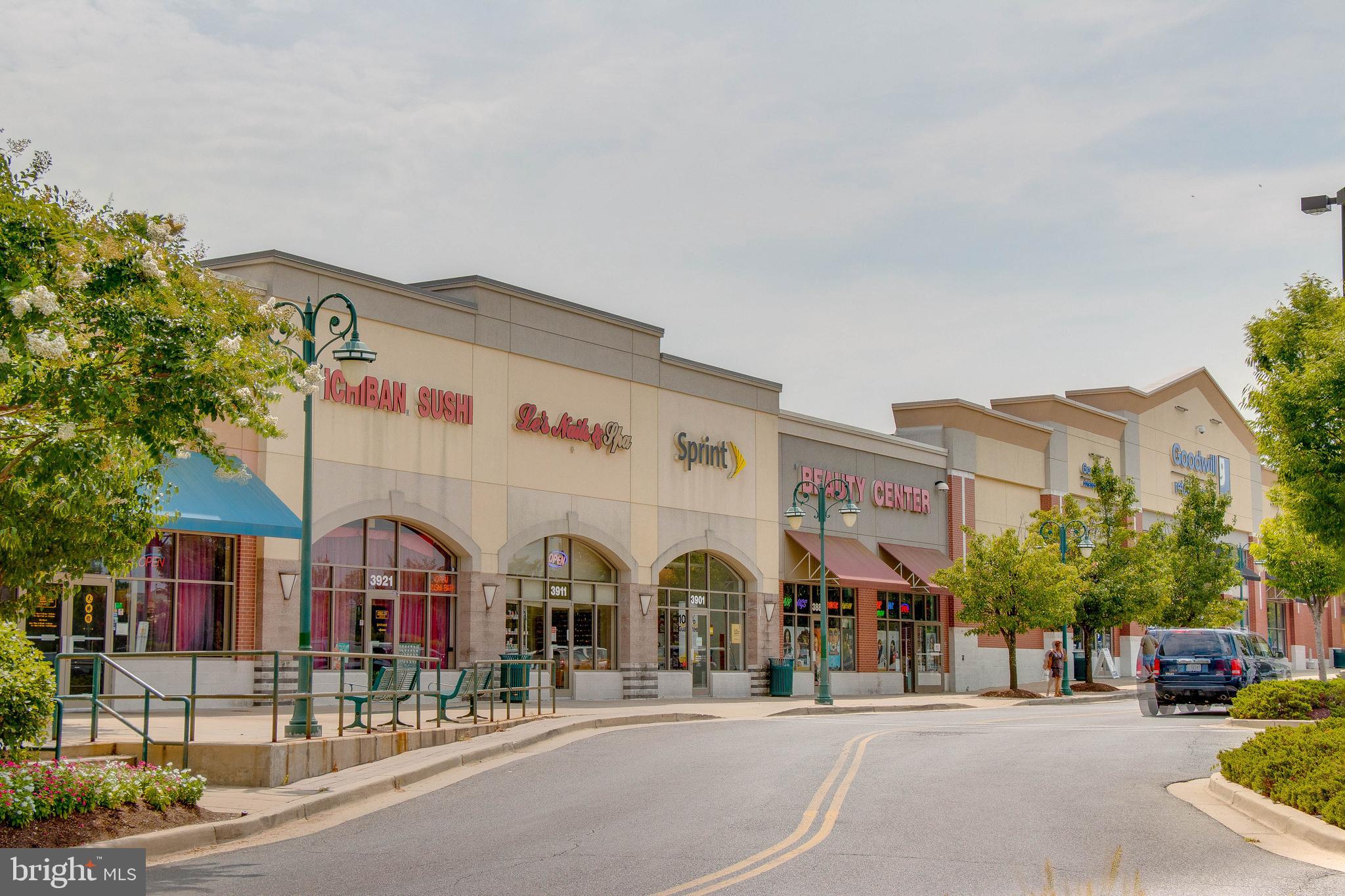 MEADOWBROOK AT BELAIR - Residential