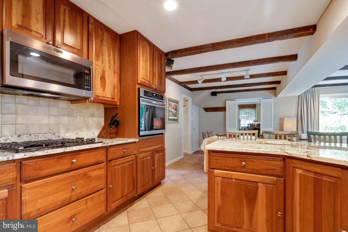 MEADOWBROOK AT BELAIR - Residential