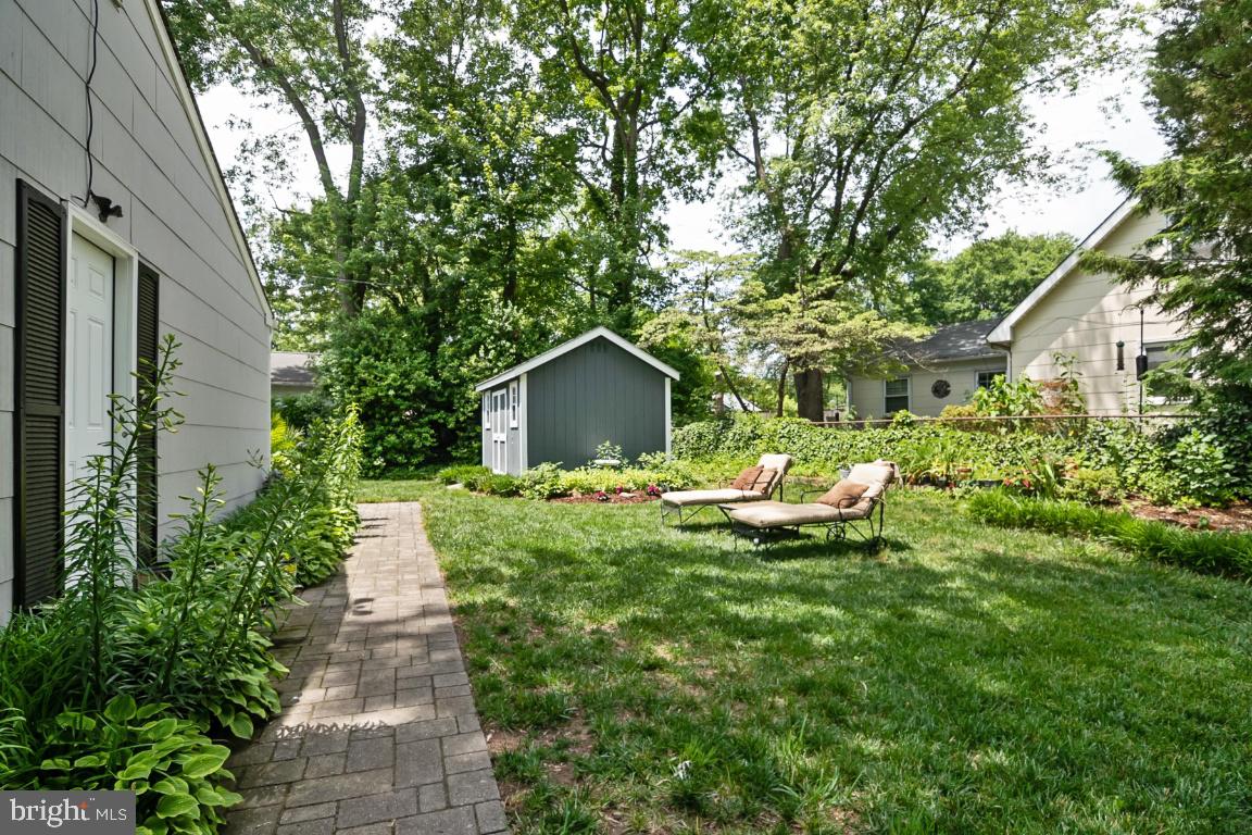 MEADOWBROOK AT BELAIR - Residential