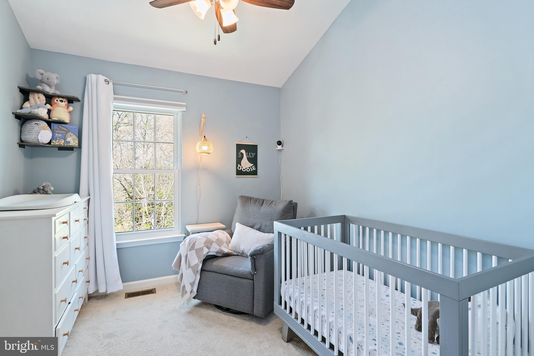 FALCON CREST - Residential