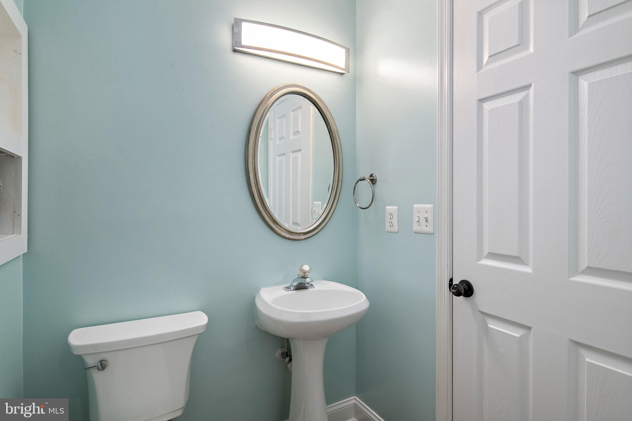 FALCON CREST - Residential