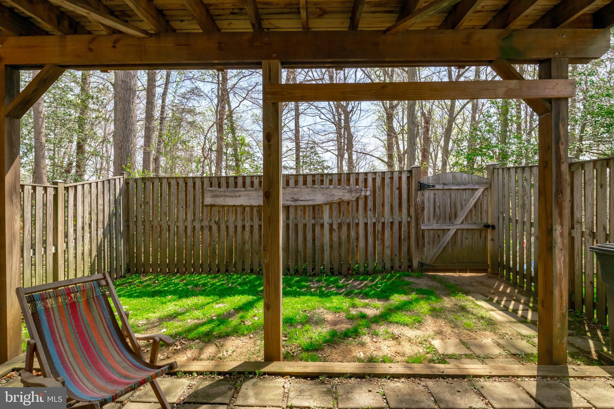 FALCON CREST - Residential