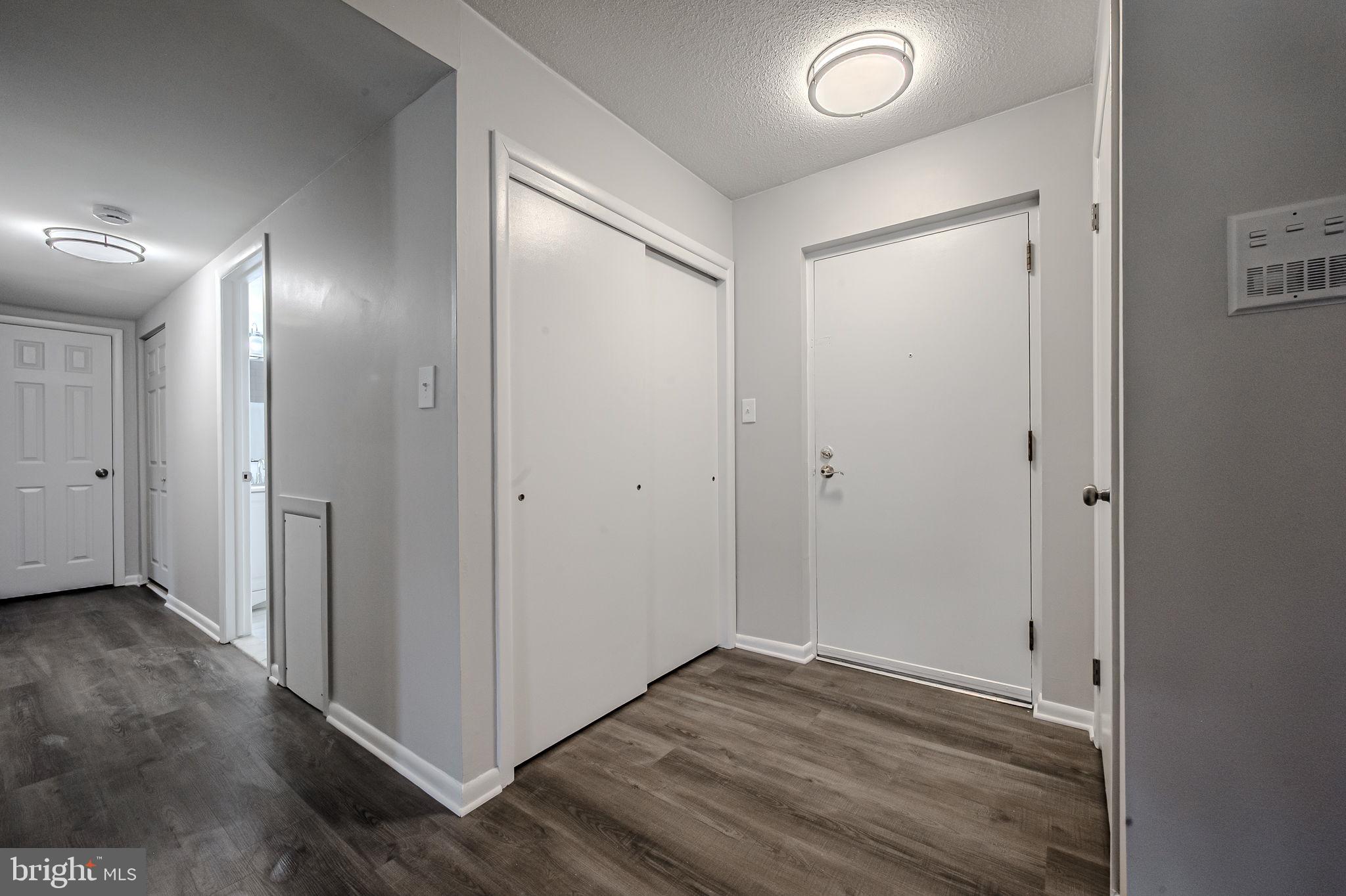 3600 RUSTIC LANE 211