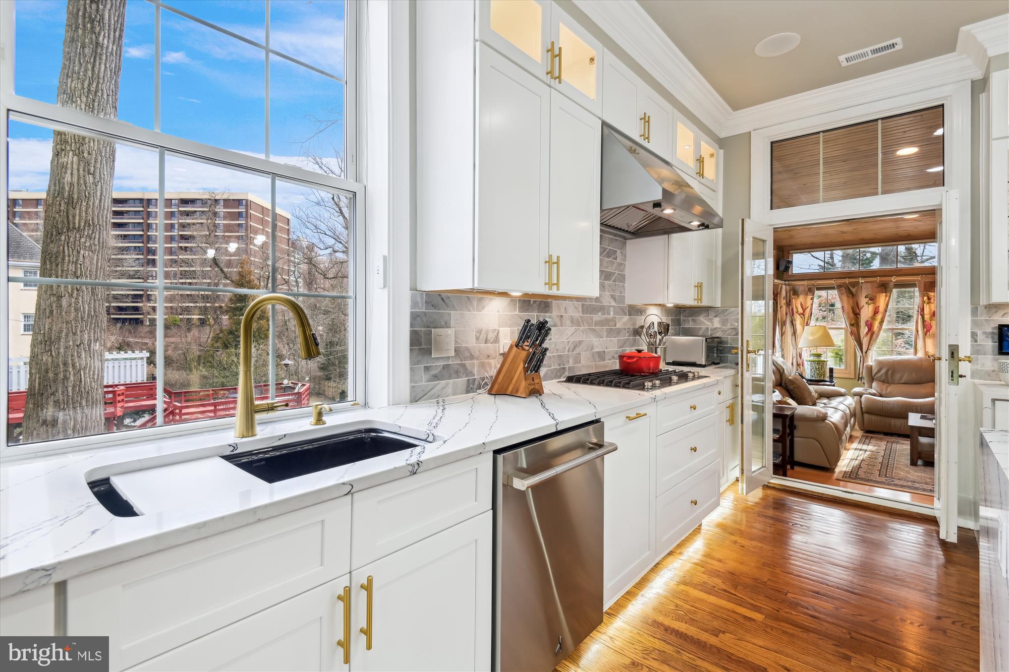 TUSCANY-CANTERBURY - Residential