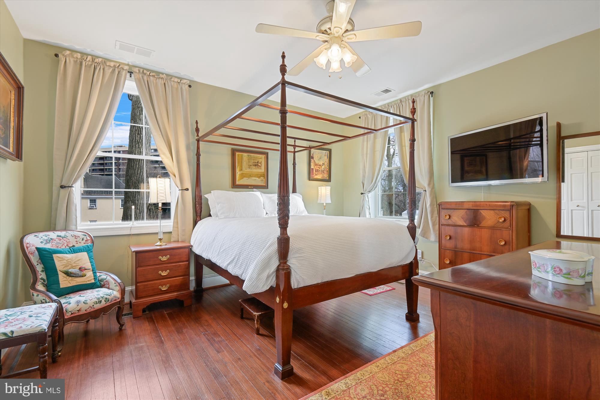 TUSCANY-CANTERBURY - Residential