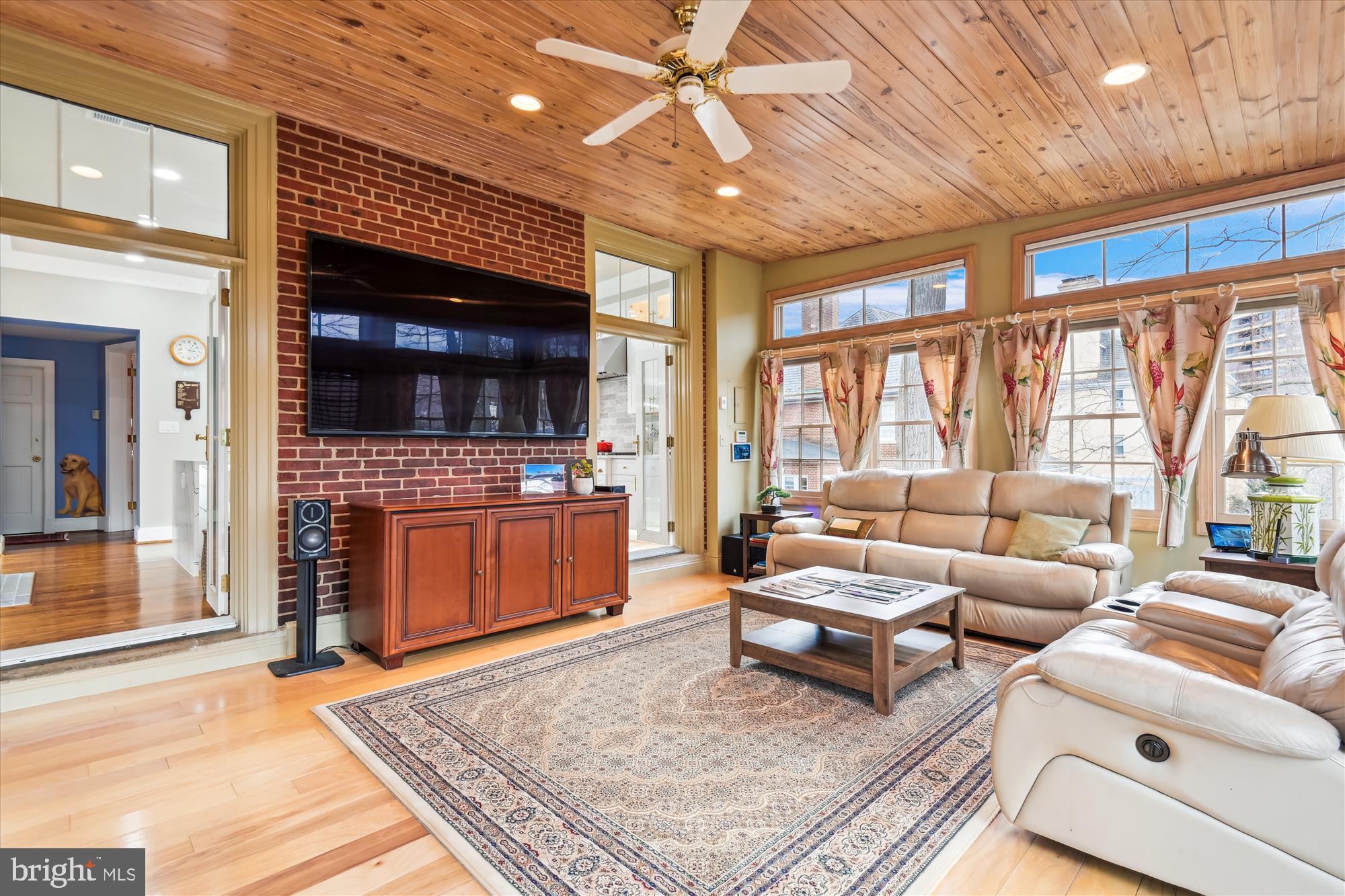 TUSCANY-CANTERBURY - Residential