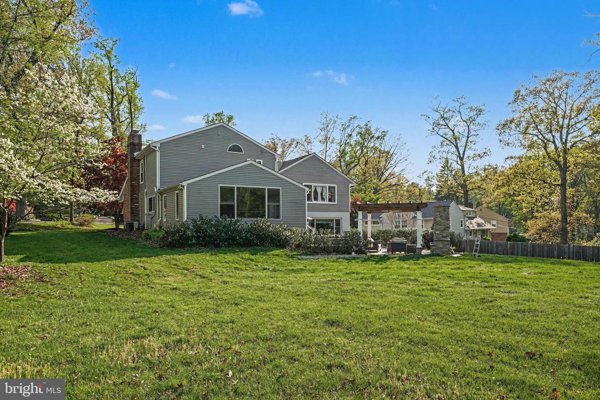 STRAFFORD VILLAGE - Residential