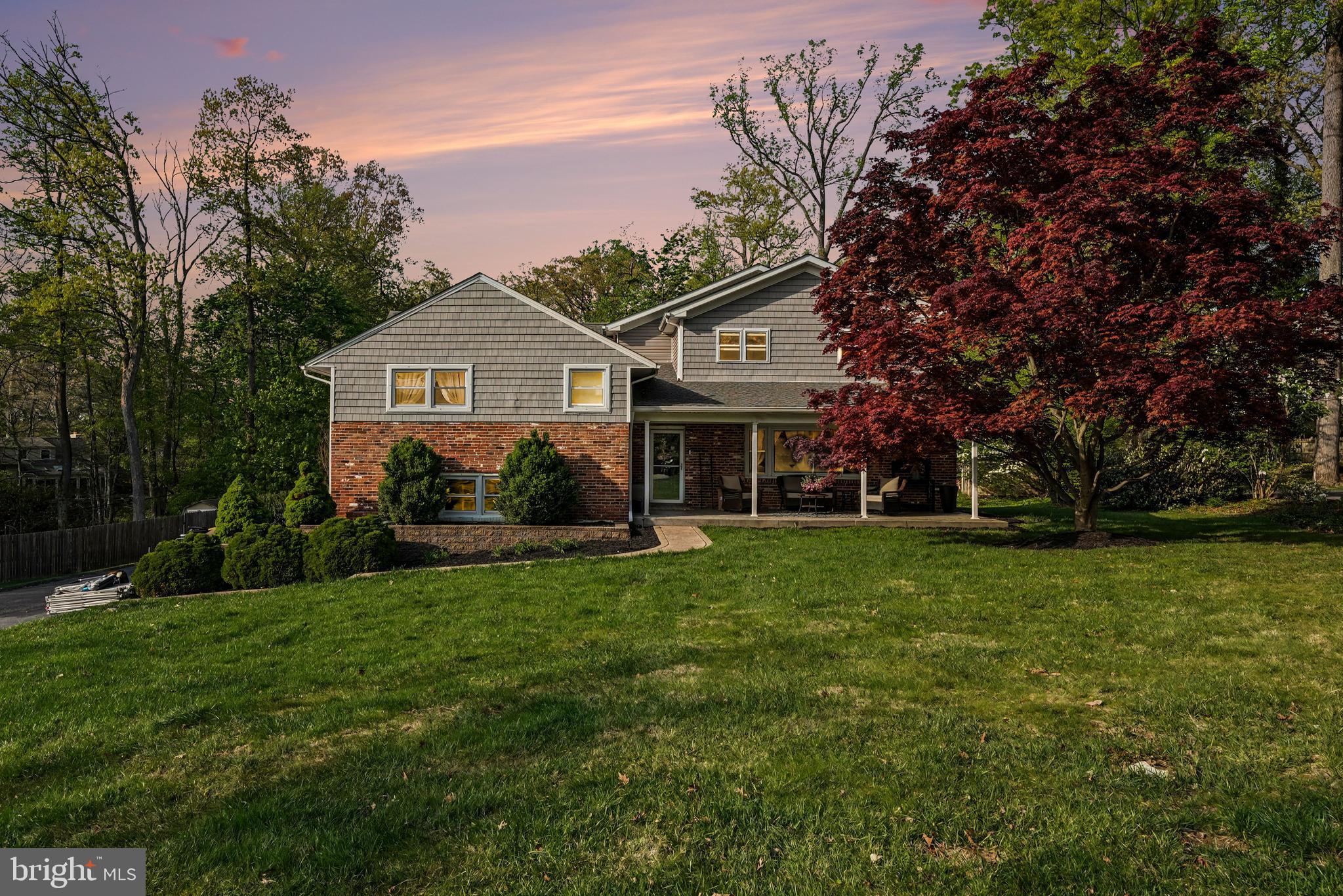 STRAFFORD VILLAGE - Residential