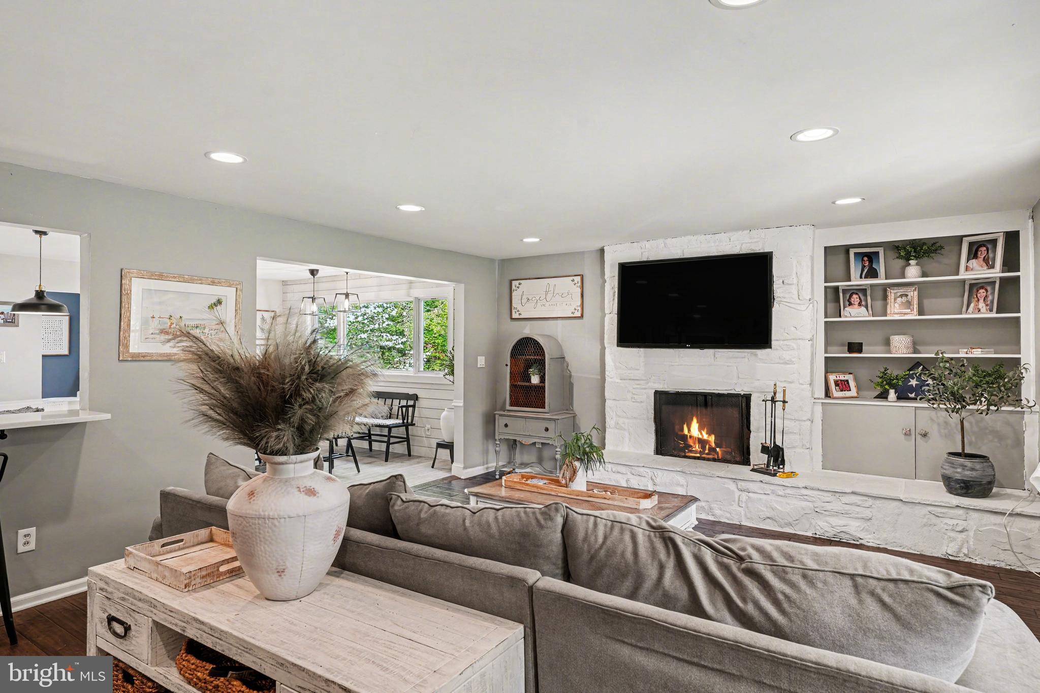 STRAFFORD VILLAGE - Residential