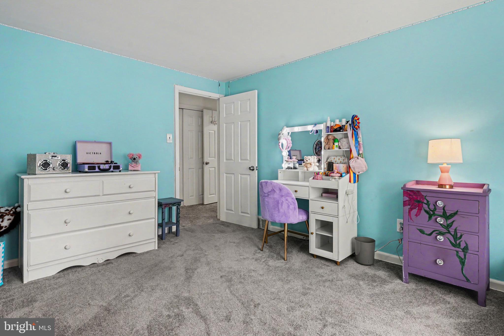 STRAFFORD VILLAGE - Residential