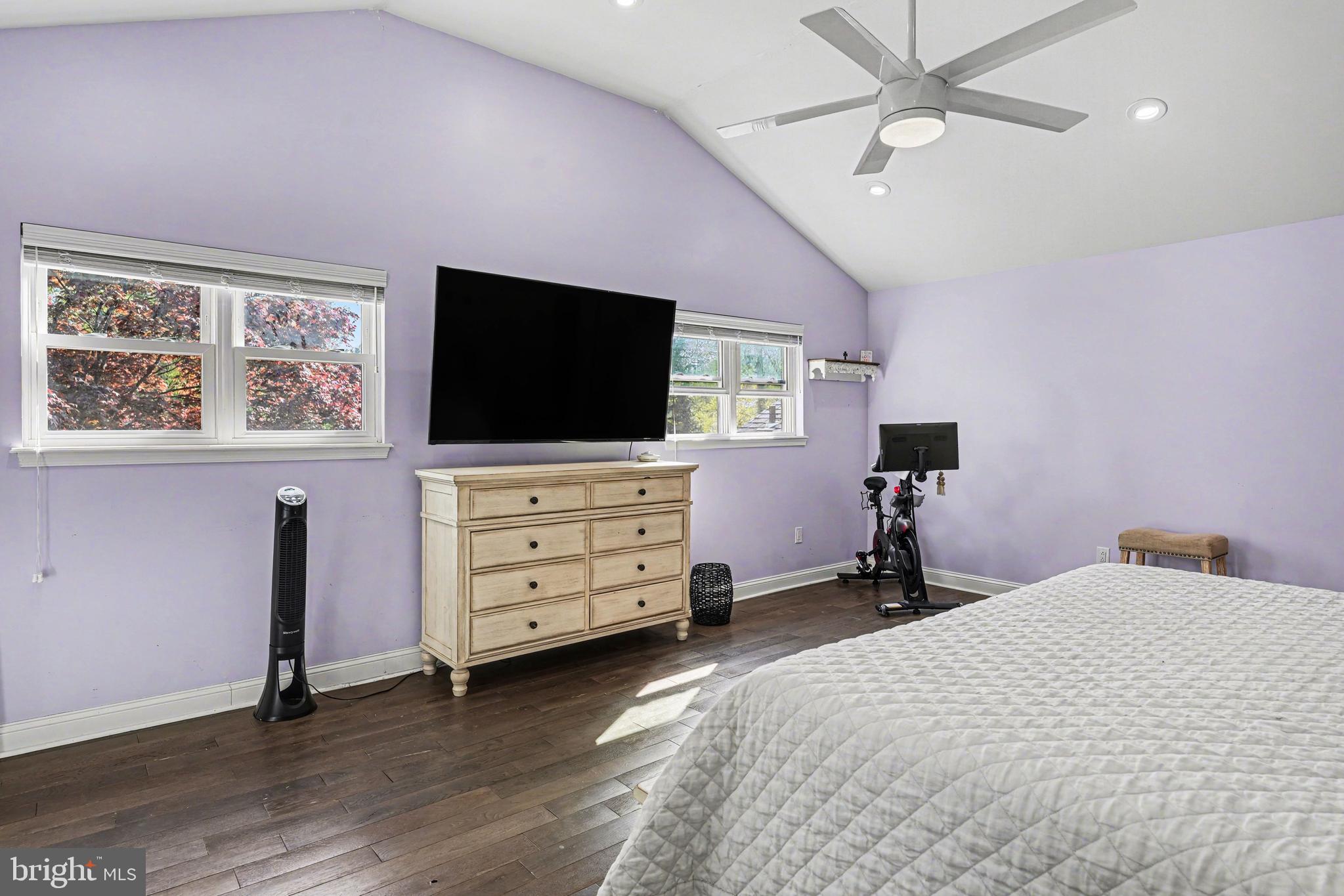 STRAFFORD VILLAGE - Residential