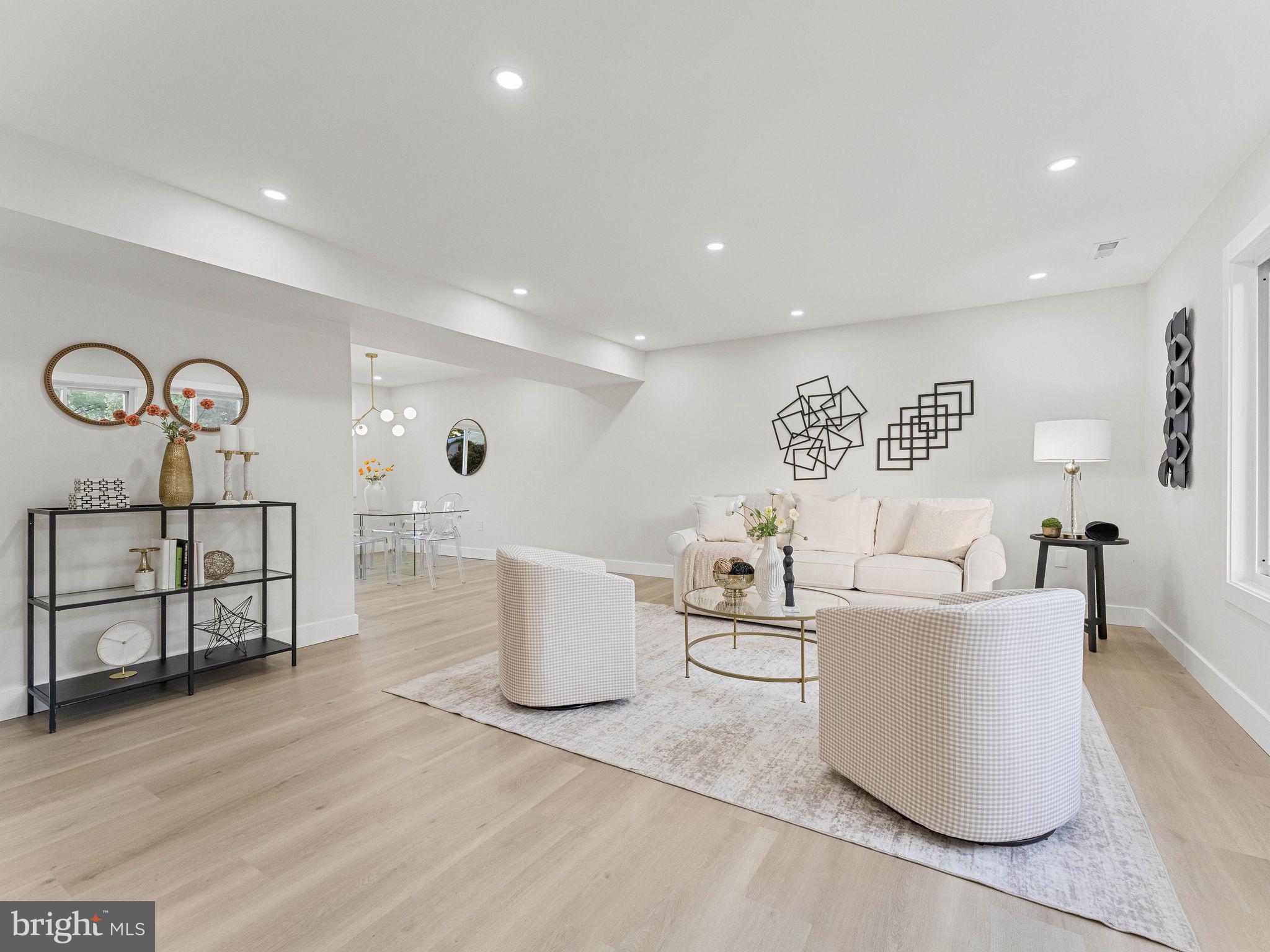 4 BROWER COURT
