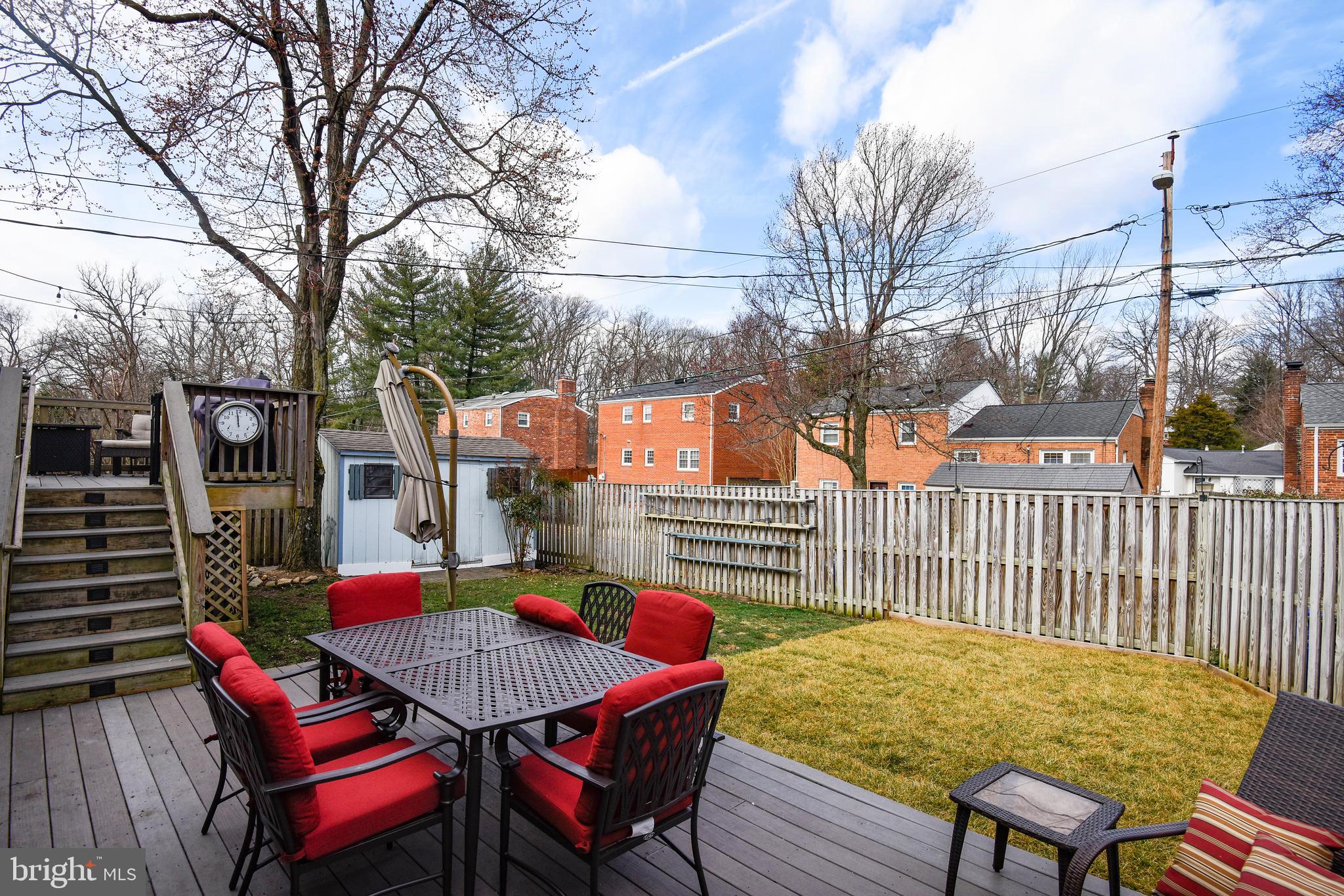 BERKSHIRE OAKWOOD - Residential