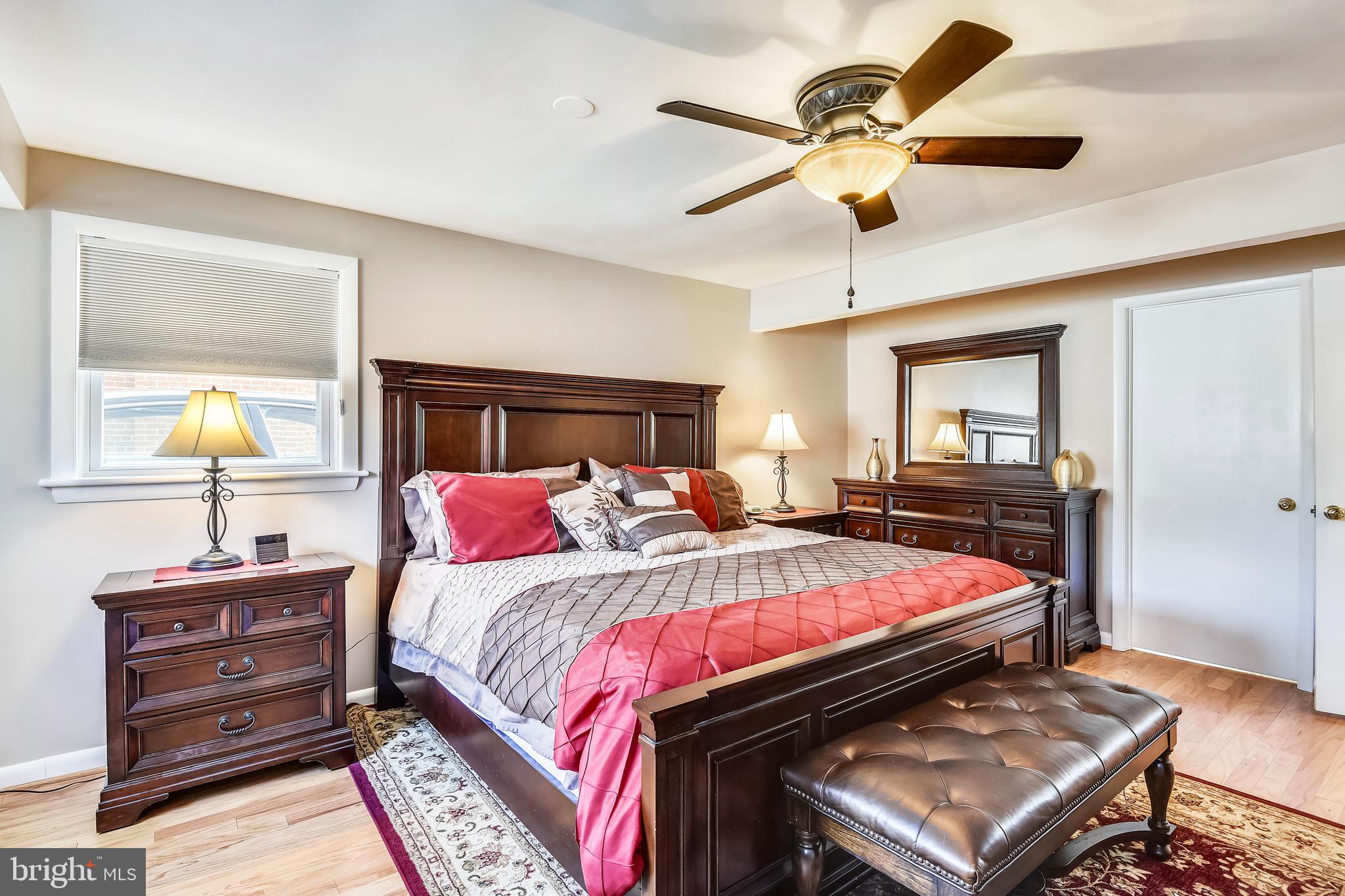 BERKSHIRE OAKWOOD - Residential