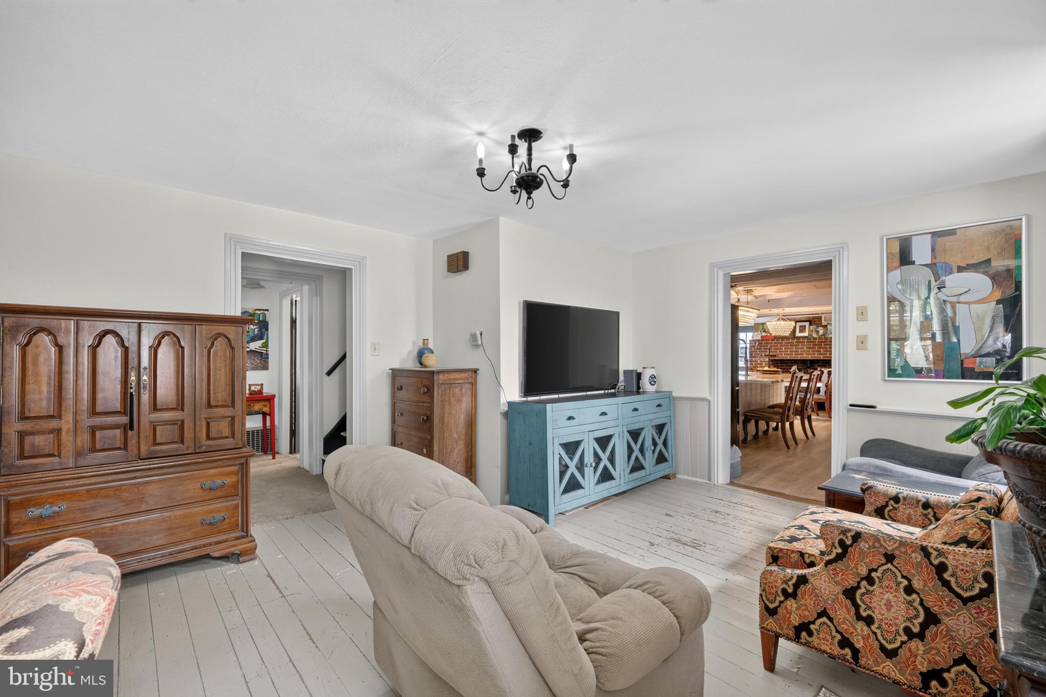 13825 MAUGANSVILLE ROAD