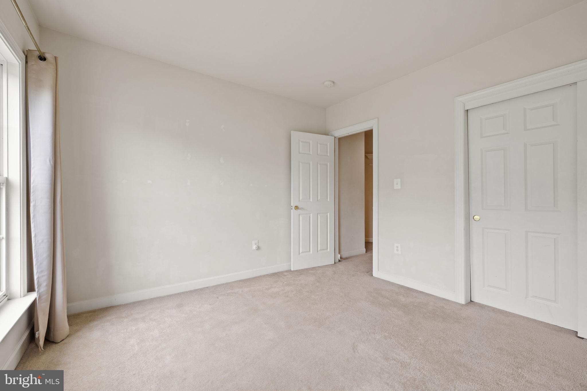 STONEWALL MANOR - Residential